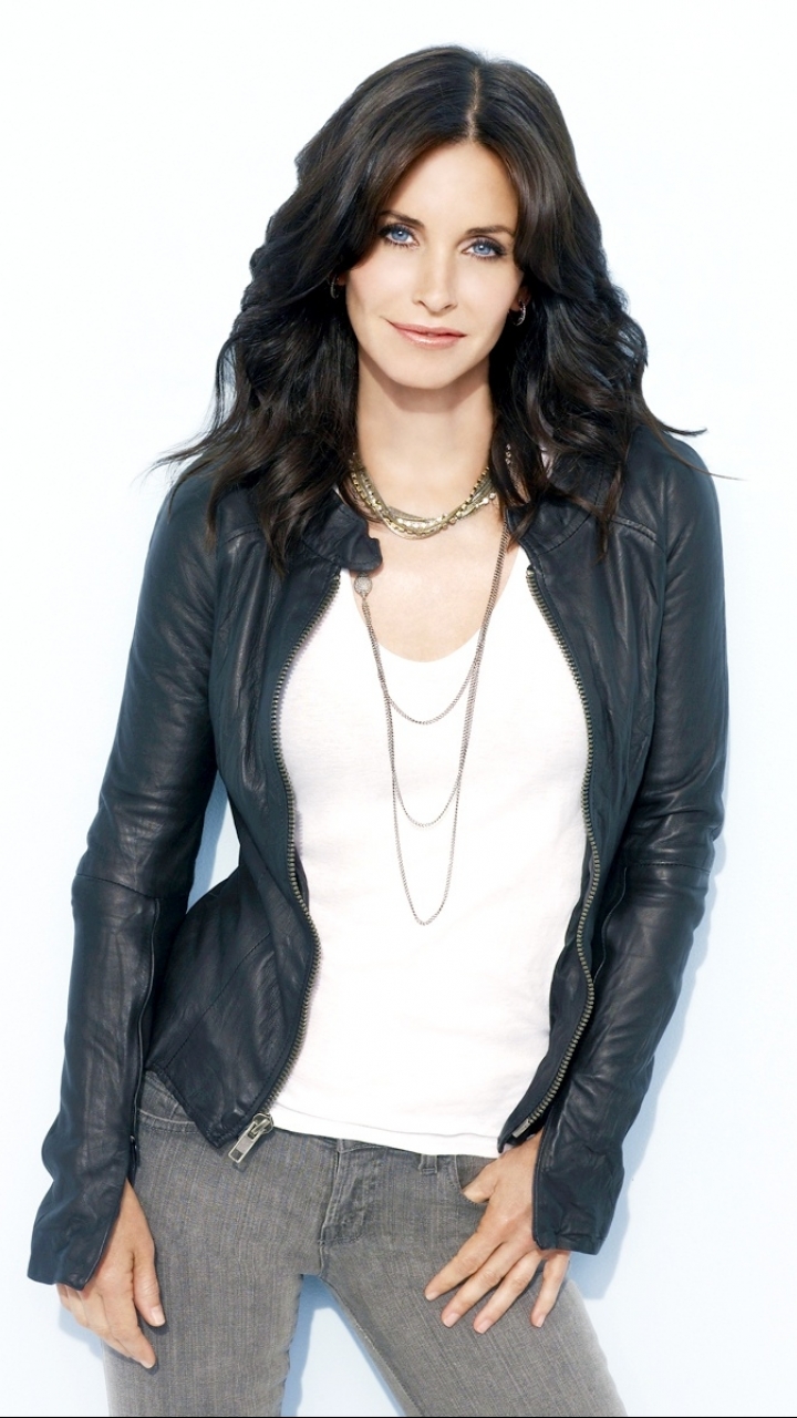 Download mobile wallpaper Celebrity, Courteney Cox for free.