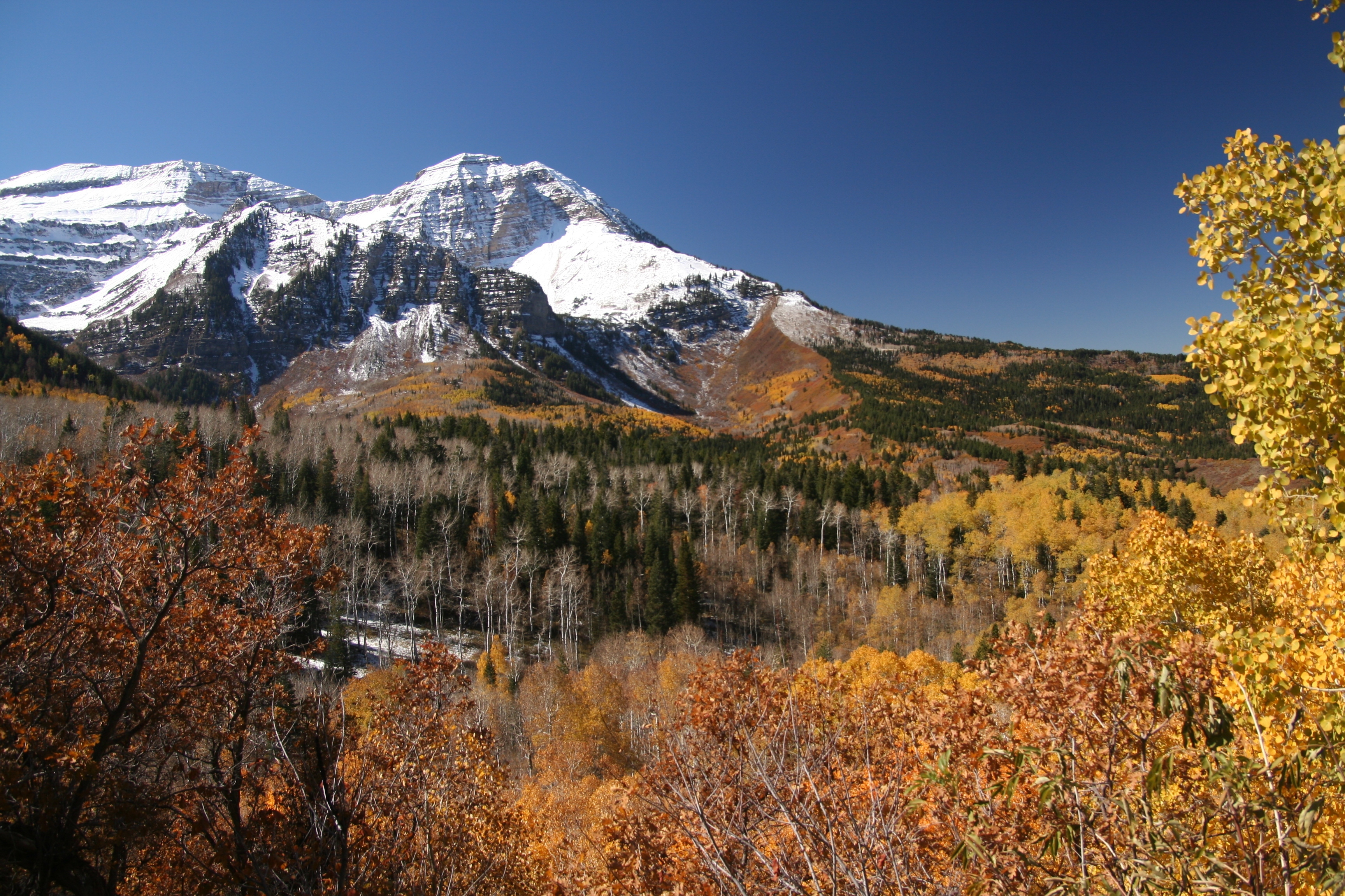 Descarga gratis la imagen Montañas, Montaña, Tierra/naturaleza en el escritorio de tu PC