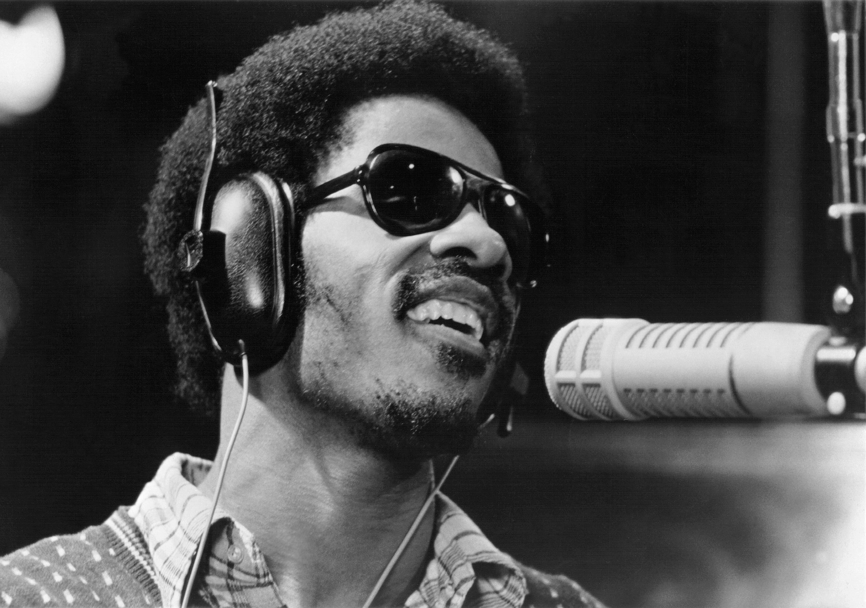 Melhores papéis de parede de Stevie Wonder para tela do telefone