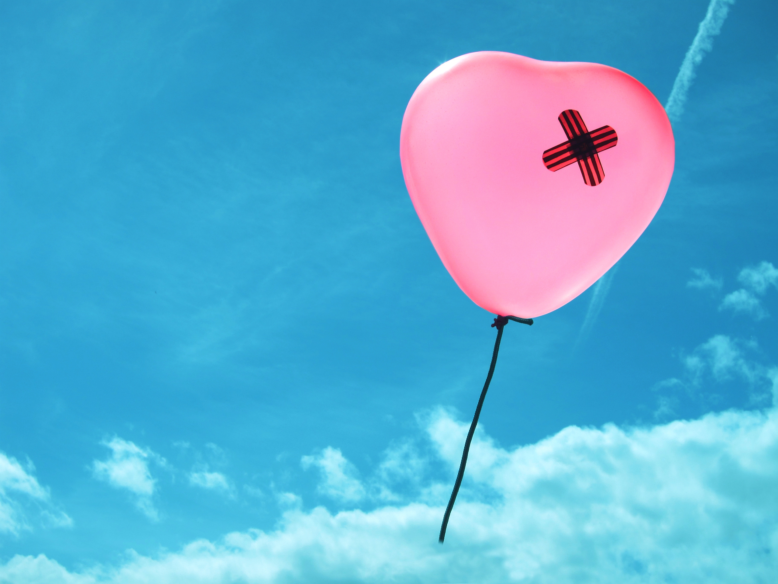 Download mobile wallpaper Against The Sky, Balloon, Pink, Heart, Love for free.