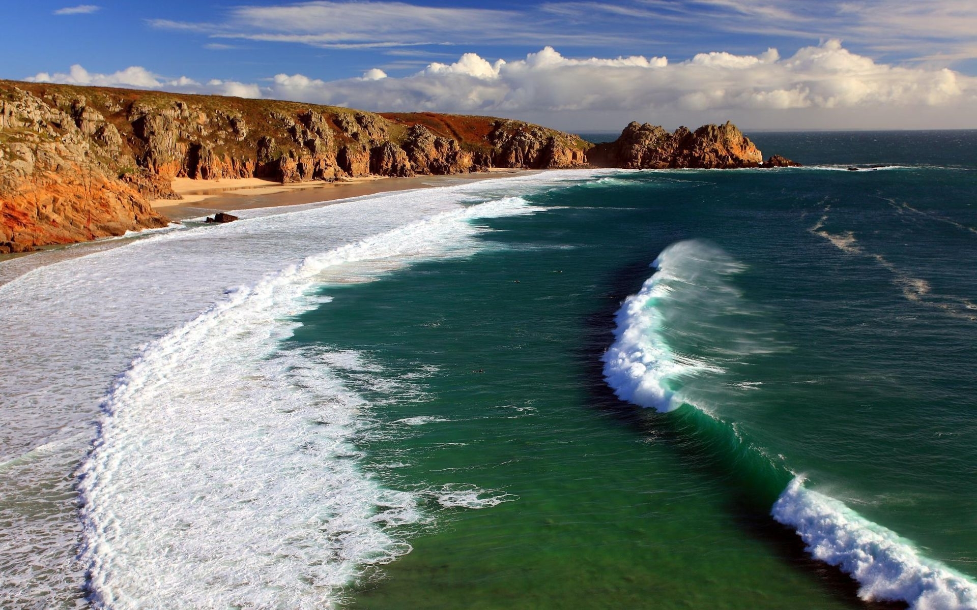 Handy-Wallpaper Clouds, Waves, Landschaft, Sea, Strand kostenlos herunterladen.