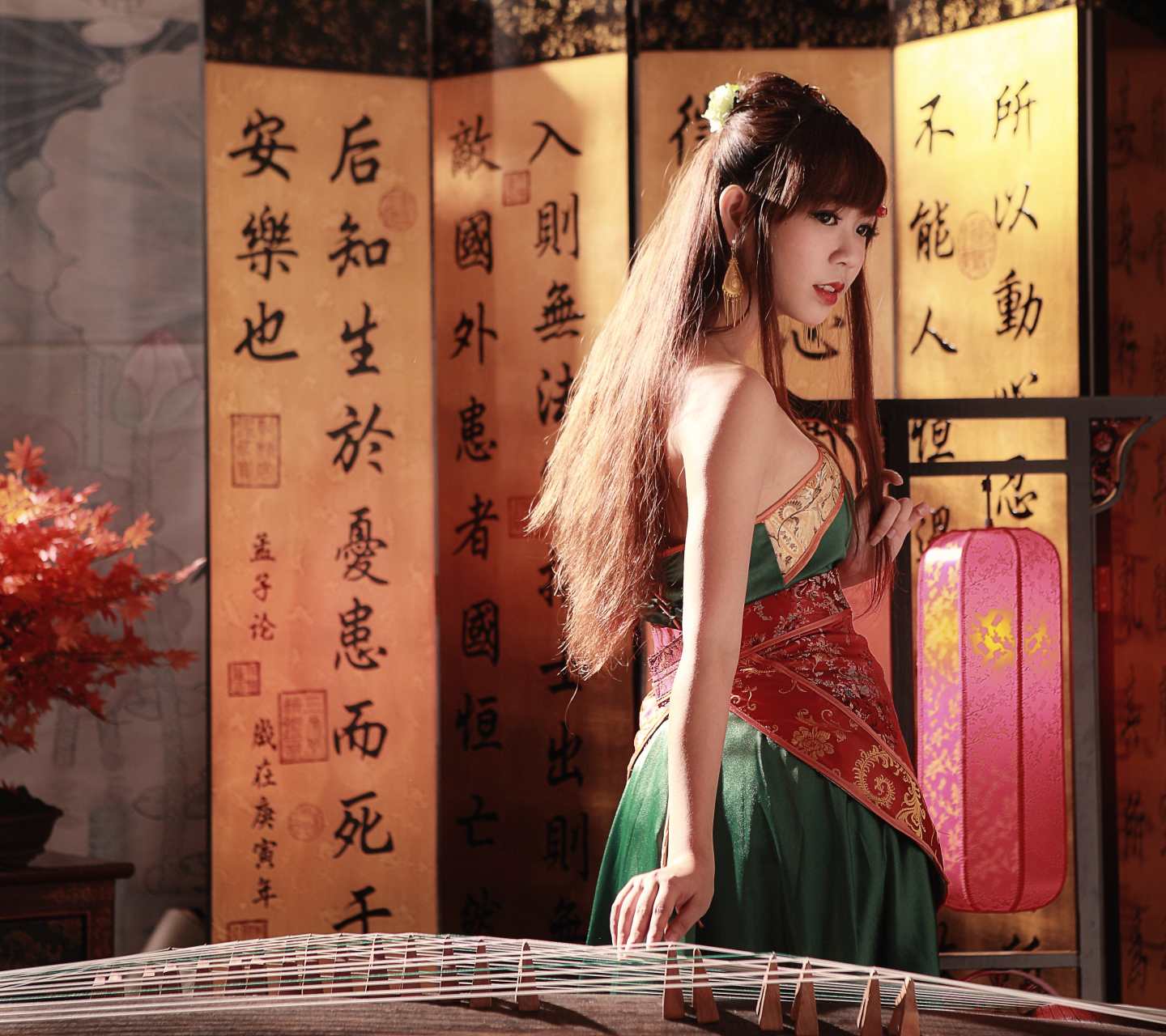 Free download wallpaper Women, Bonsai, Asian, Instrument, Taiwanese, National Dress, Sà Lín on your PC desktop