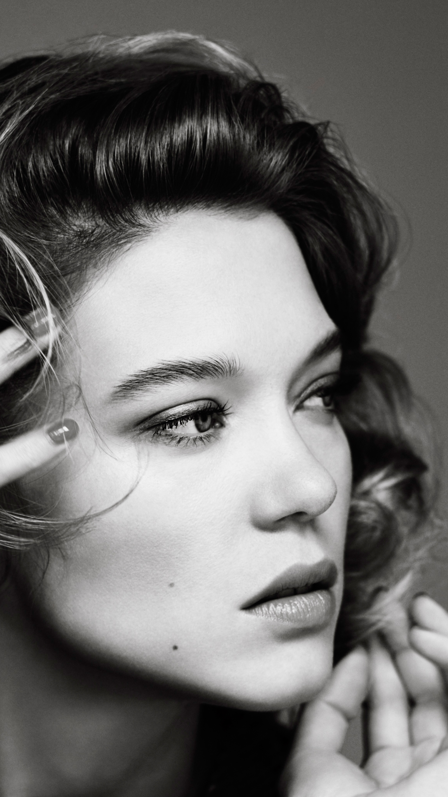 Download mobile wallpaper Face, Celebrity, Black & White, Actress, French, Léa Seydoux for free.
