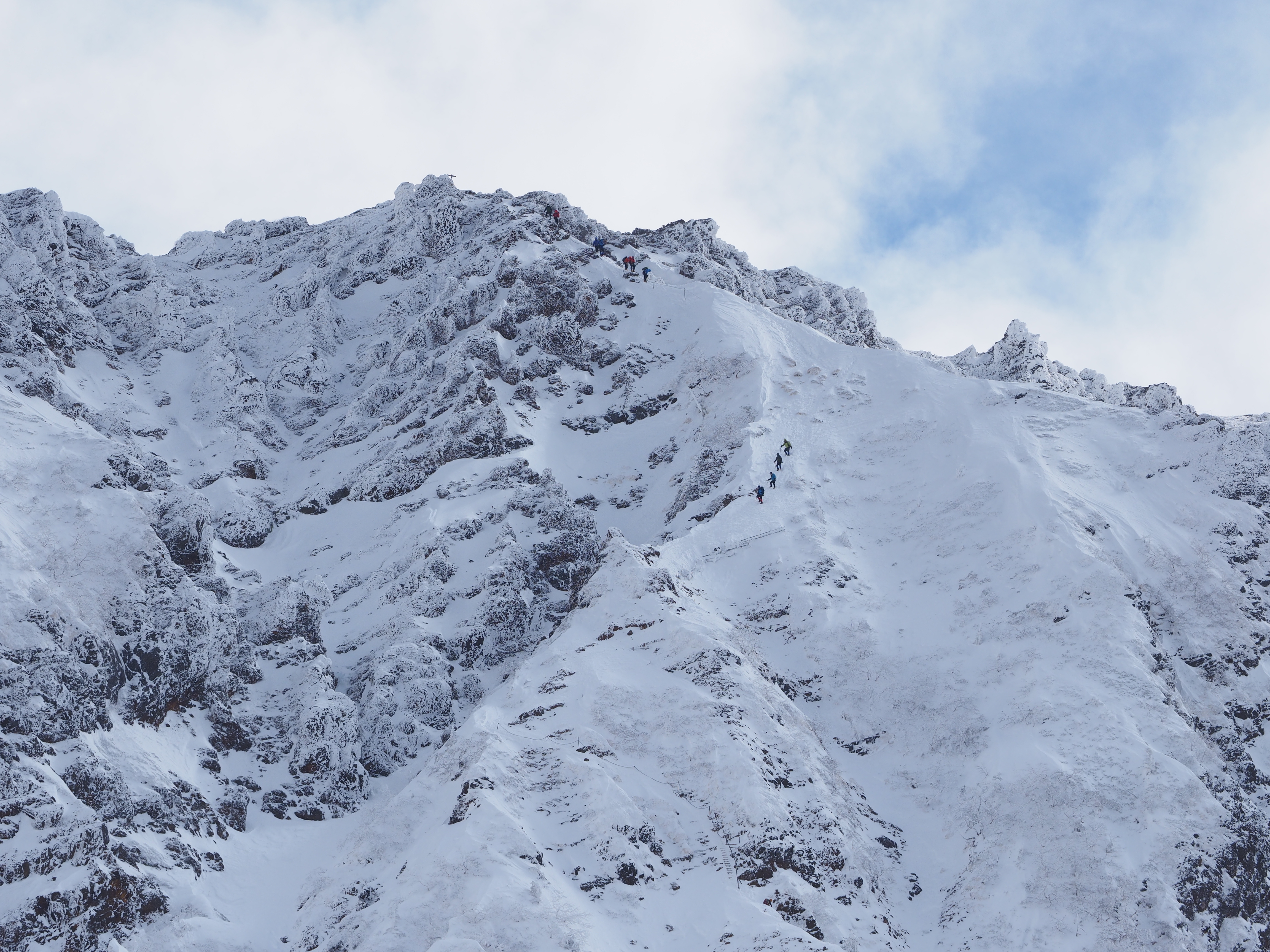 Baixe gratuitamente a imagem Natureza, Neve, Montanha, Inclinação, Declive, Pessoas na área de trabalho do seu PC