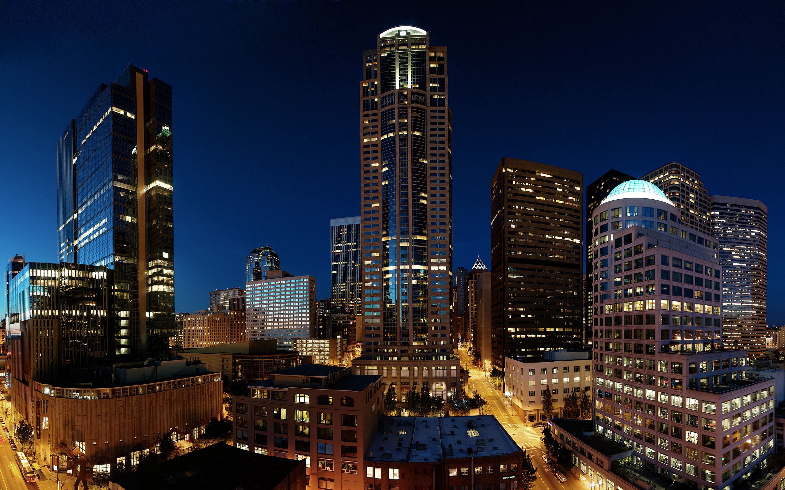 Descarga gratuita de fondo de pantalla para móvil de Rascacielos, Ciudades, Noche, Seattle.