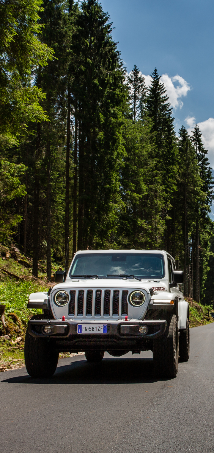 Download mobile wallpaper Car, Jeep, Vehicle, Vehicles, White Car, Jeep Gladiator for free.