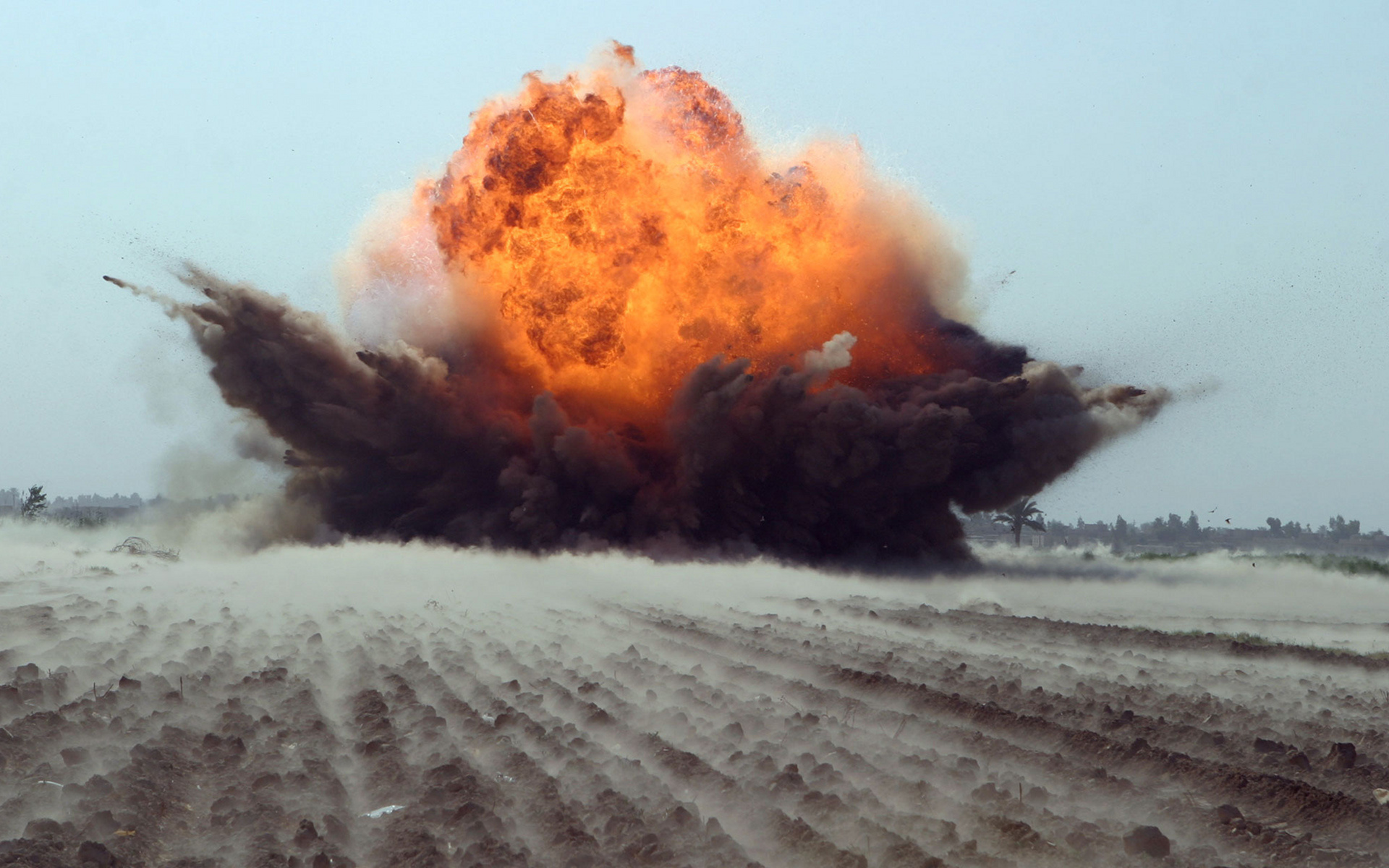 Free download wallpaper Explosion, Military on your PC desktop