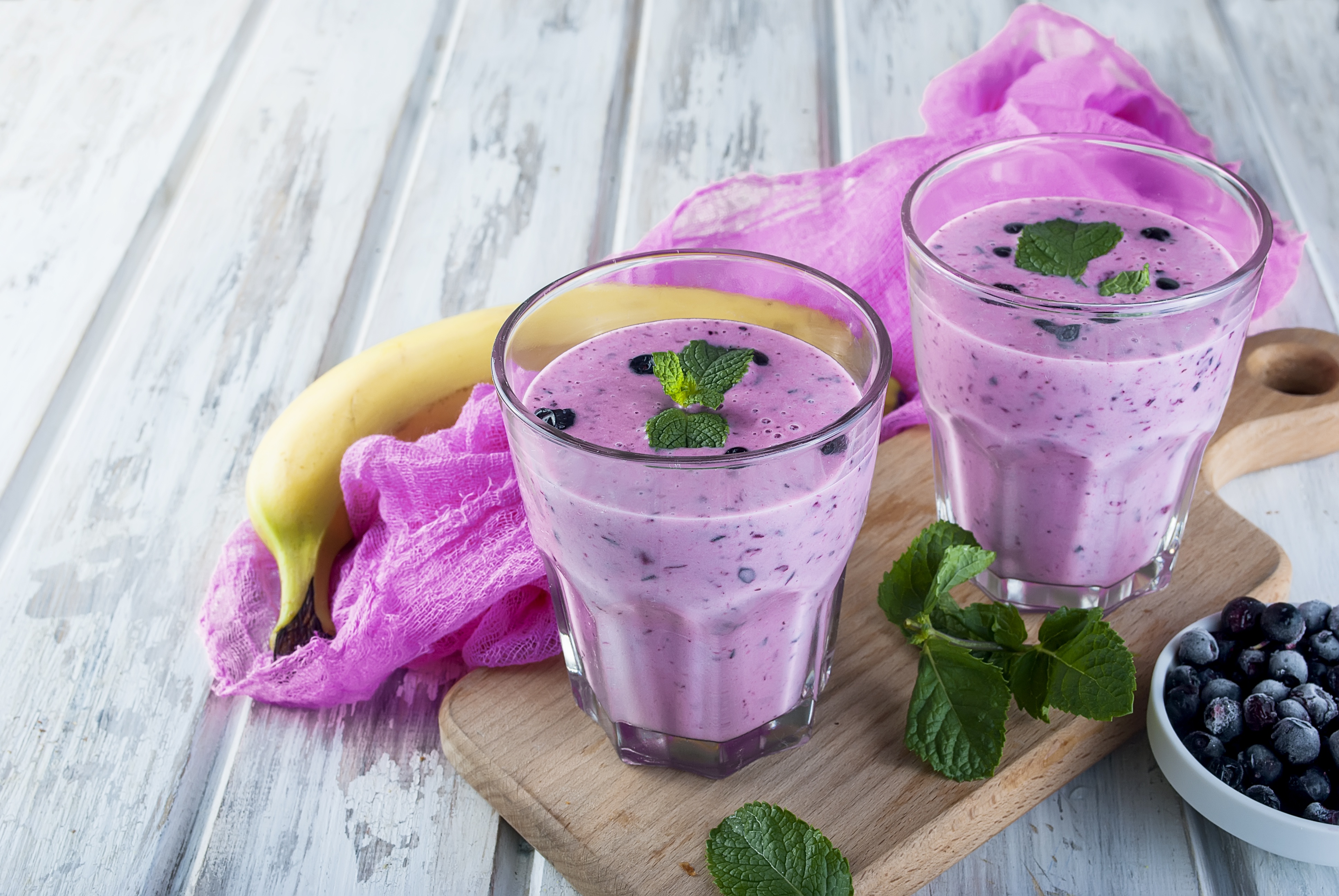 Download mobile wallpaper Food, Blueberry, Fruit, Drink, Banana, Smoothie for free.