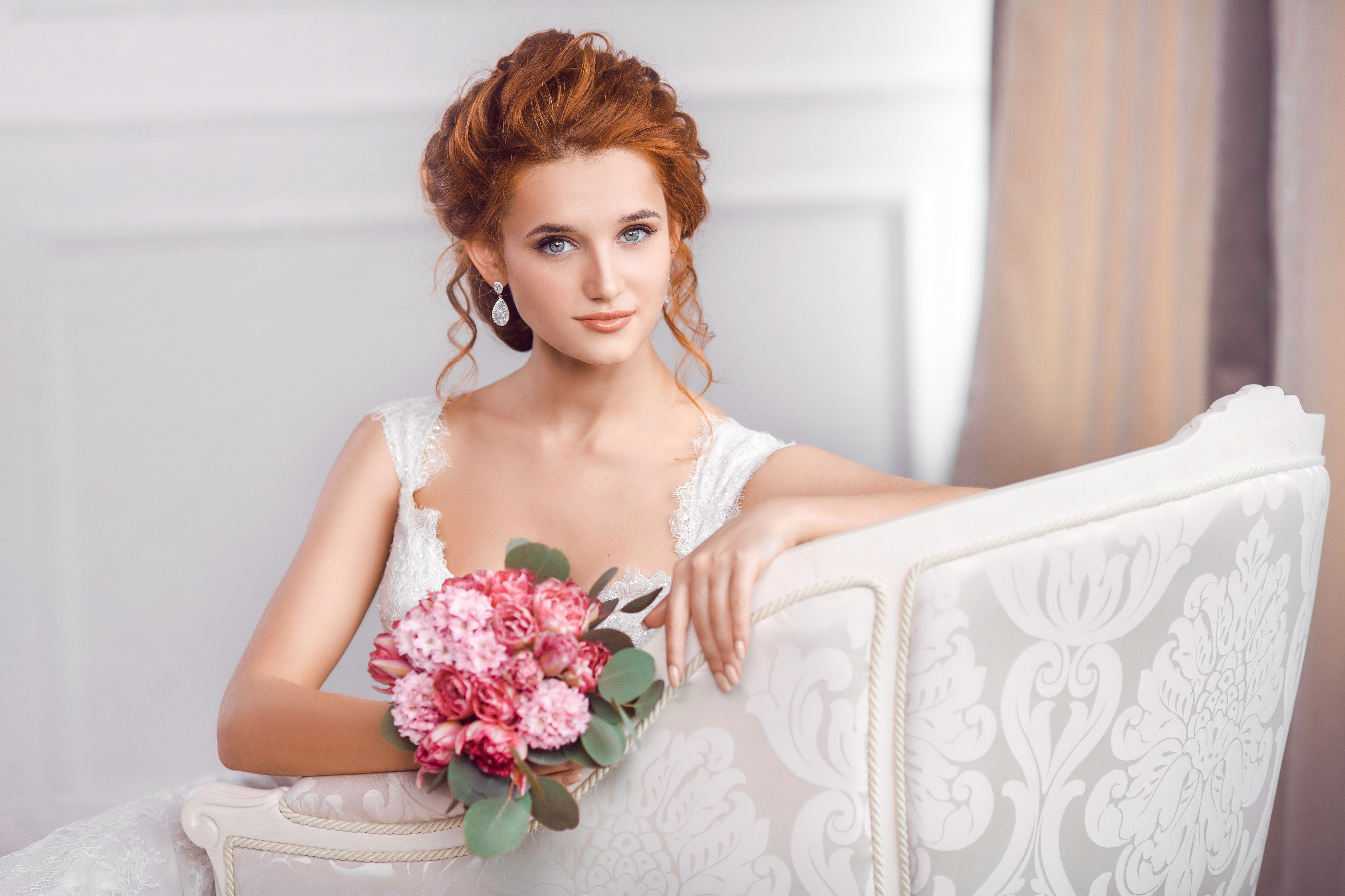 Free download wallpaper Flower, Bouquet, Redhead, Bride, Model, Women, Earrings, Blue Eyes on your PC desktop