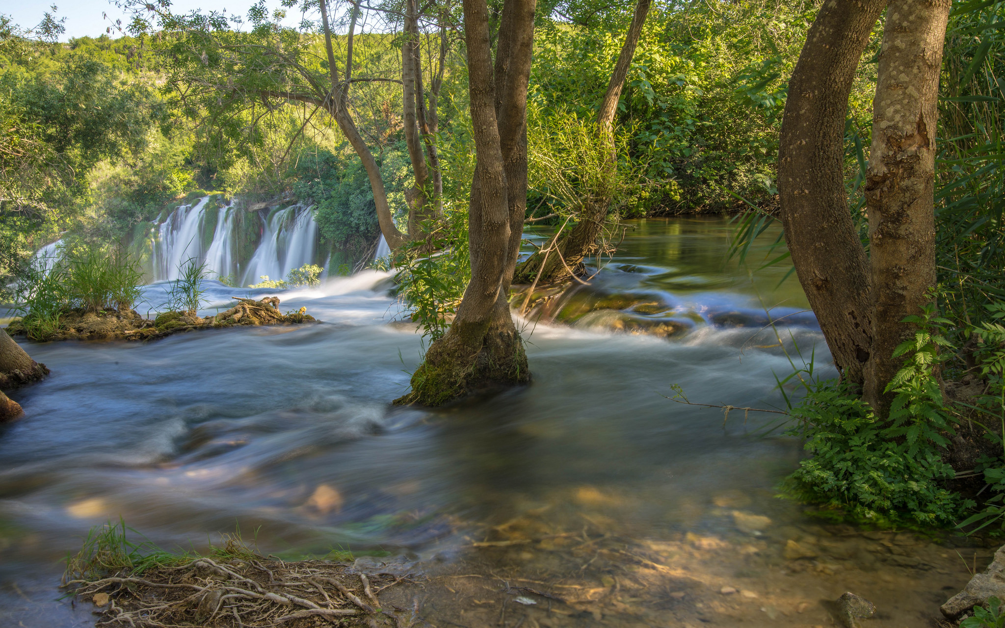 Handy-Wallpaper Natur, Wasserfälle, Wasserfall, Fluss, Erde/natur kostenlos herunterladen.