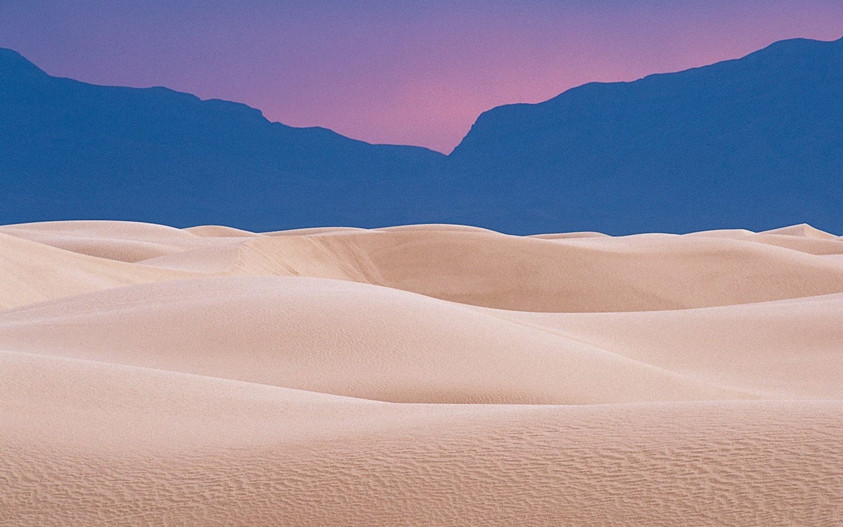 Скачать картинку Пустыня, Пейзаж в телефон бесплатно.