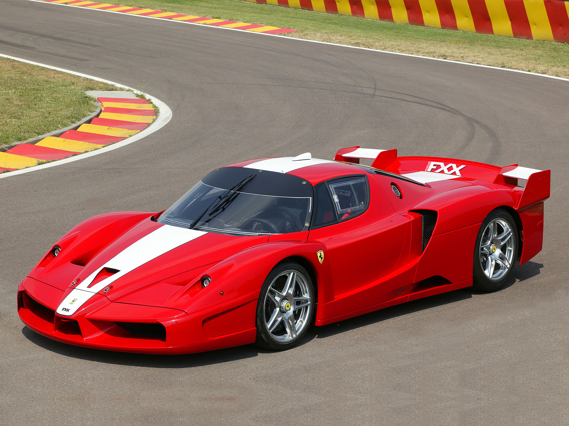 Laden Sie das Ferrari, Rennauto, Fahrzeuge, Ferrari Fxx-Bild kostenlos auf Ihren PC-Desktop herunter