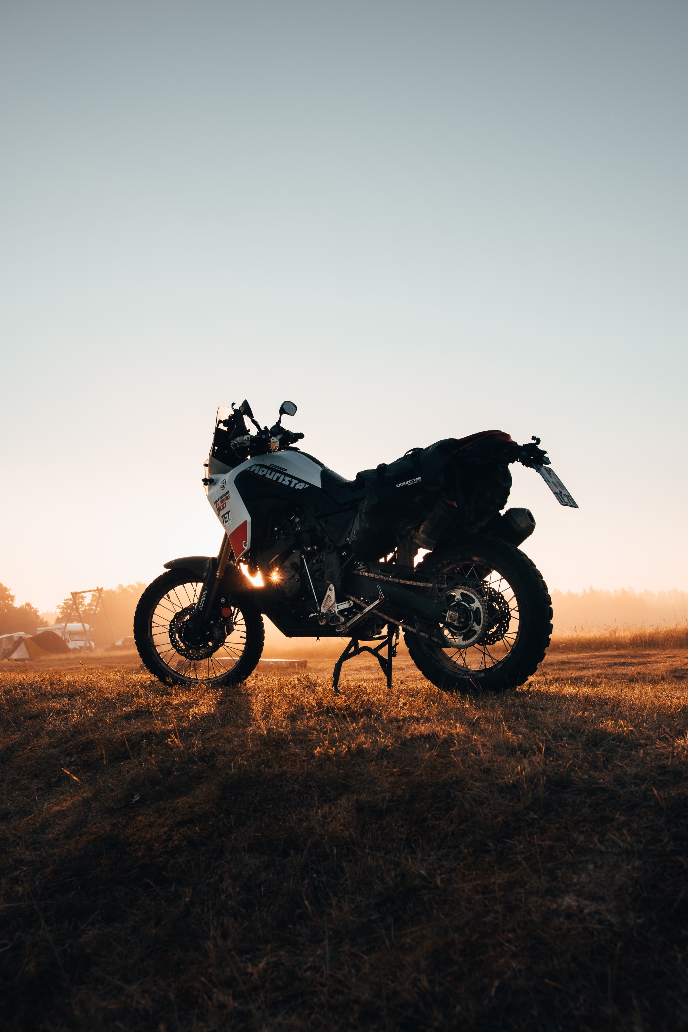 105502 descargar imagen motocicleta, motocicletas, vigas, rayos, vista lateral, perfil, bicicleta: fondos de pantalla y protectores de pantalla gratis