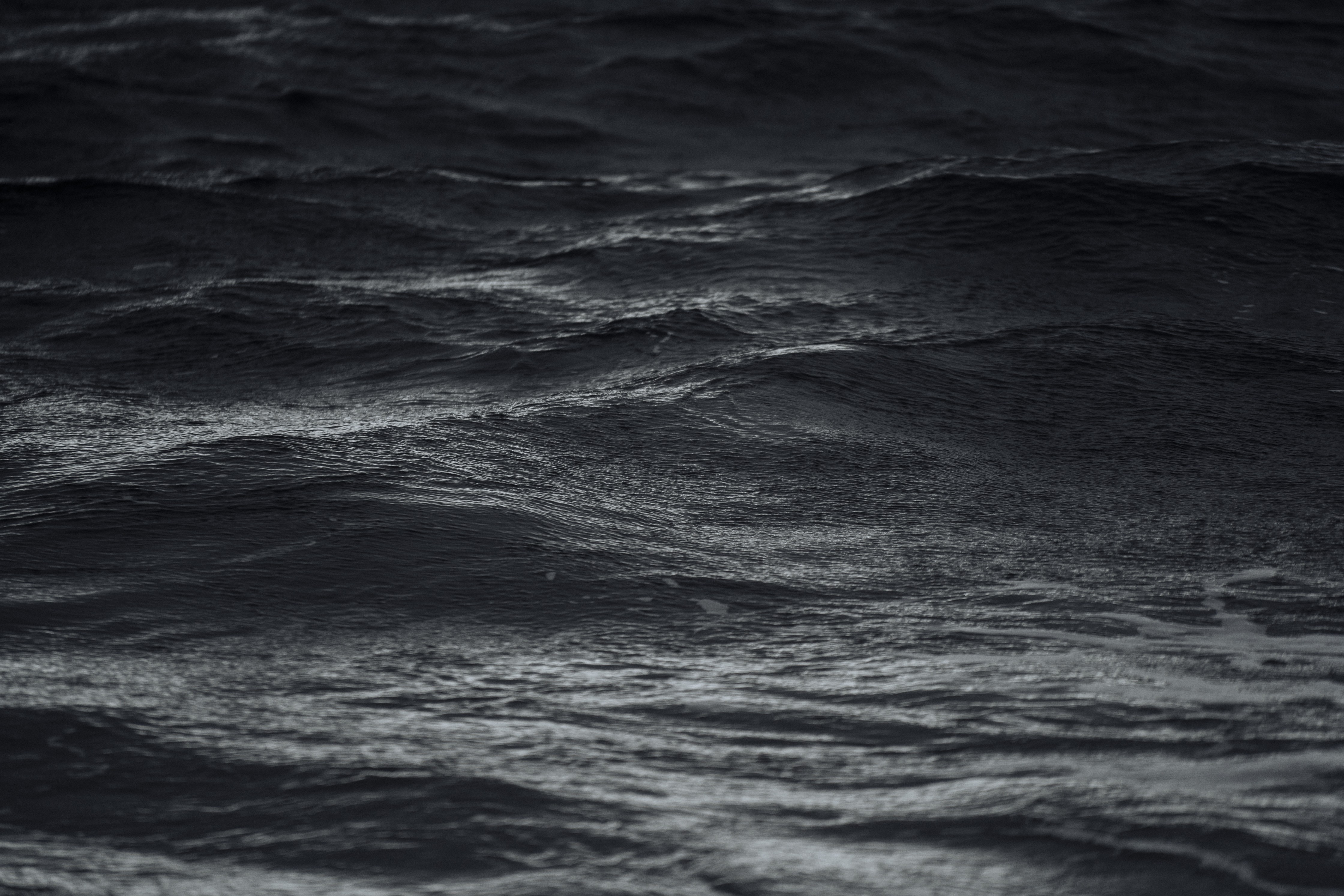 Download mobile wallpaper Sea, Ocean, Earth, Monochrome, Wave for free.