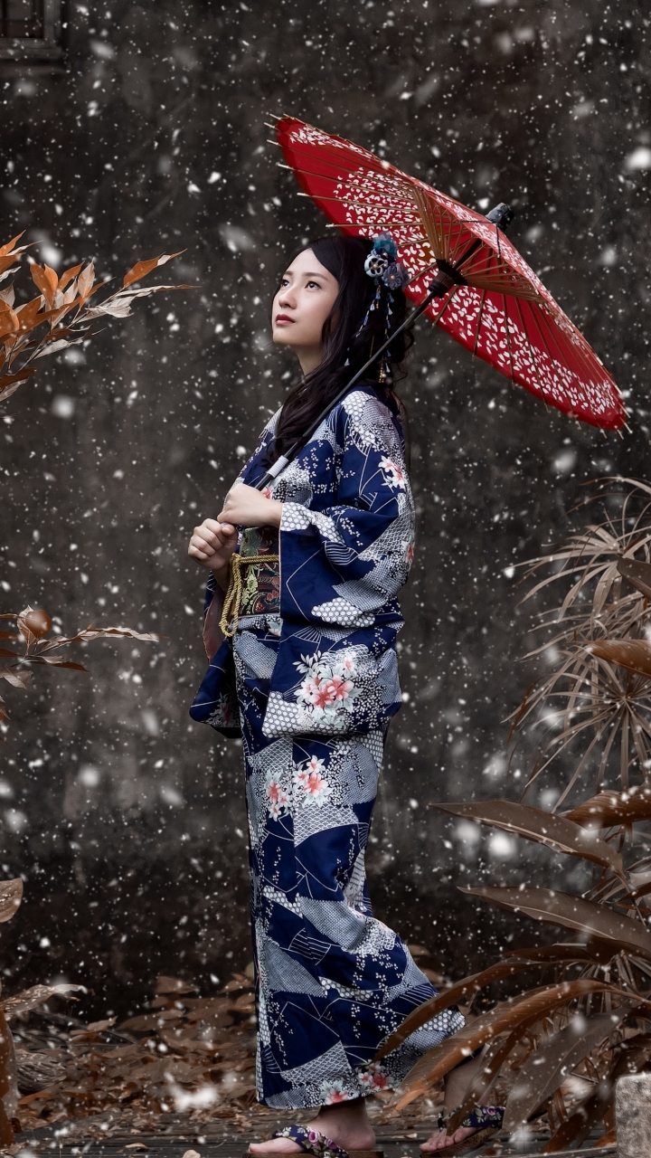 Download mobile wallpaper Umbrella, Kimono, Brunette, Model, Women, Asian for free.