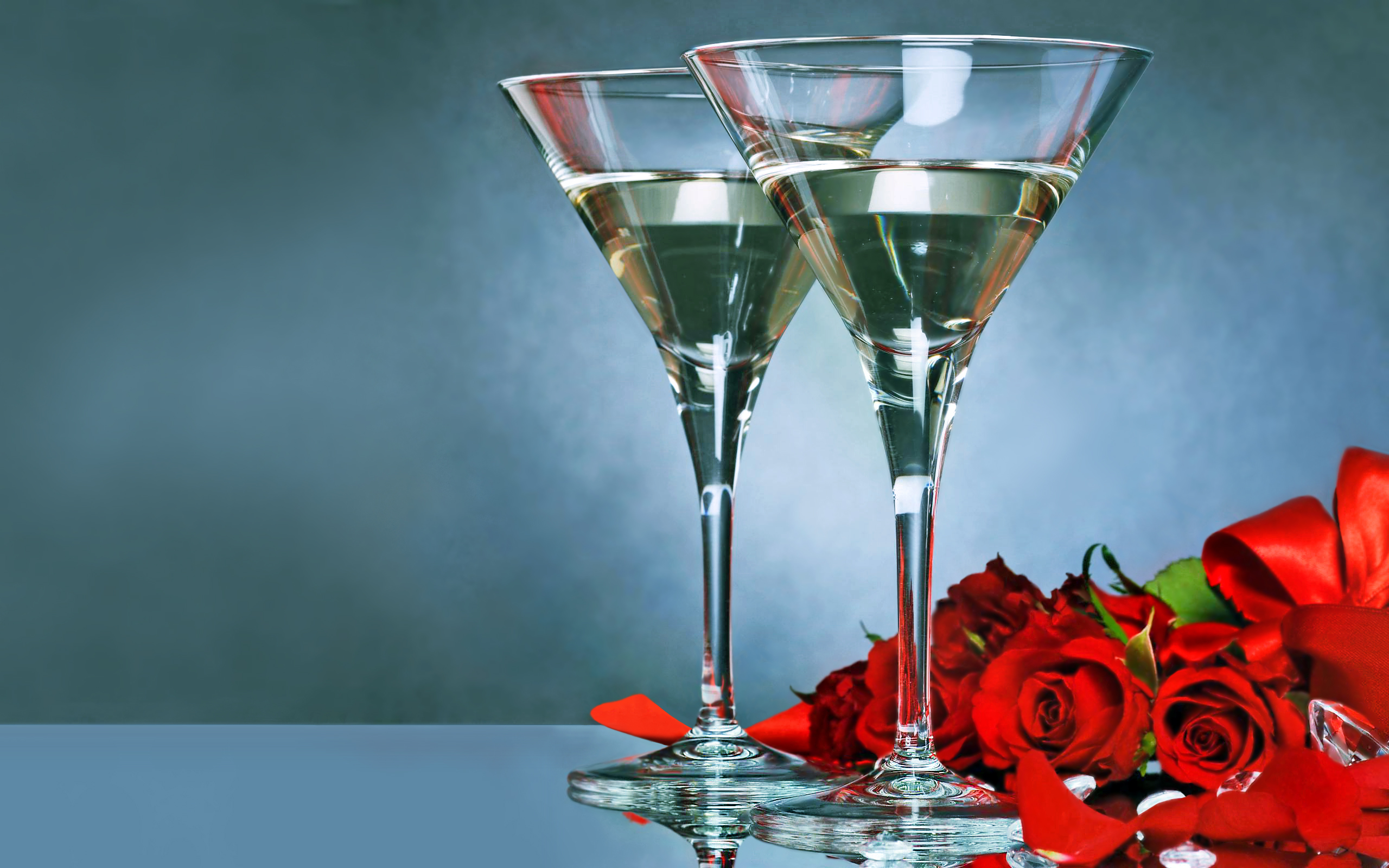 Download mobile wallpaper Valentine's Day, Rose, Holiday, Bouquet, Glass, Champagne for free.