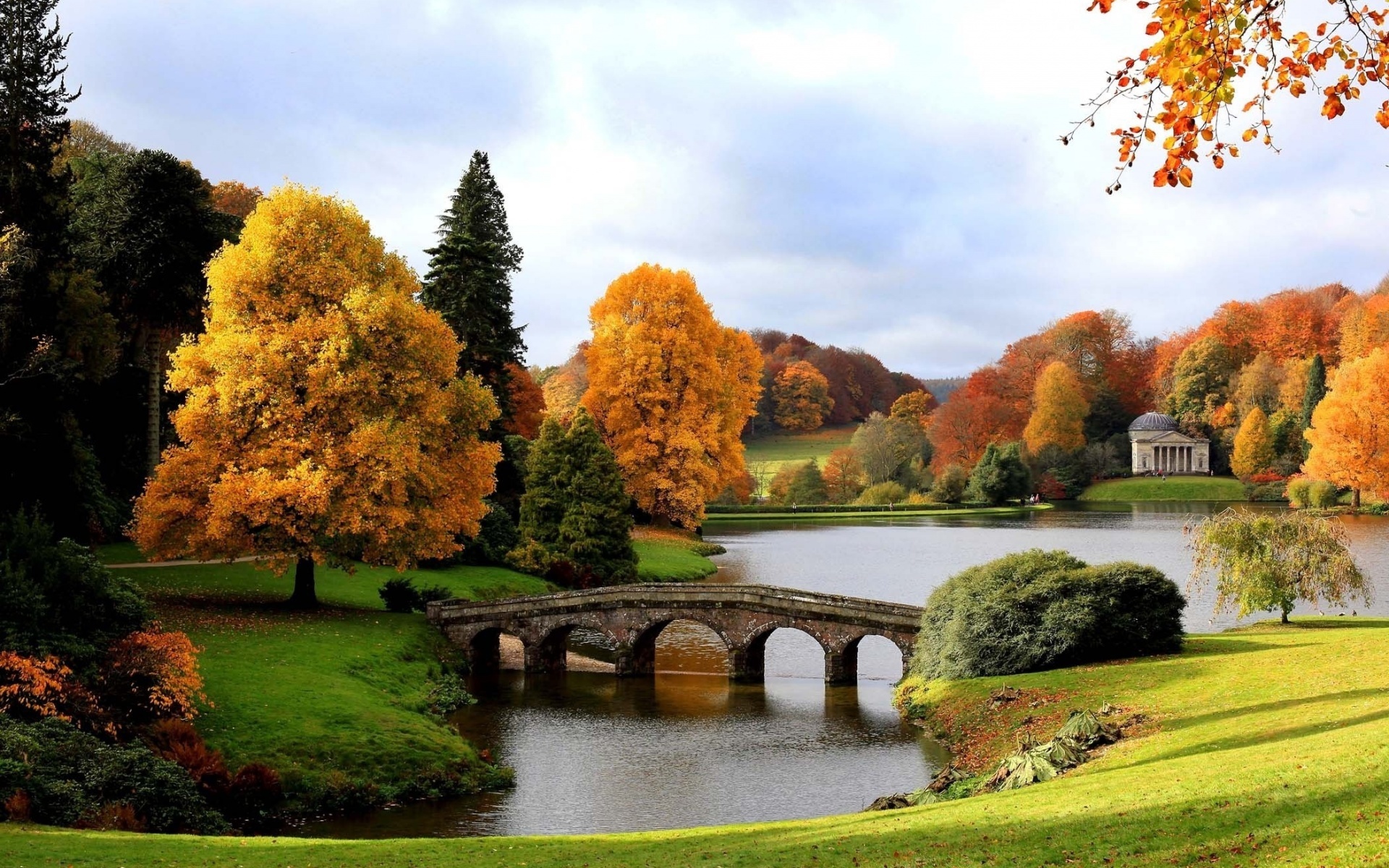 Скачать обои бесплатно Осень, Пейзаж, Мосты, Река, Деревья картинка на рабочий стол ПК