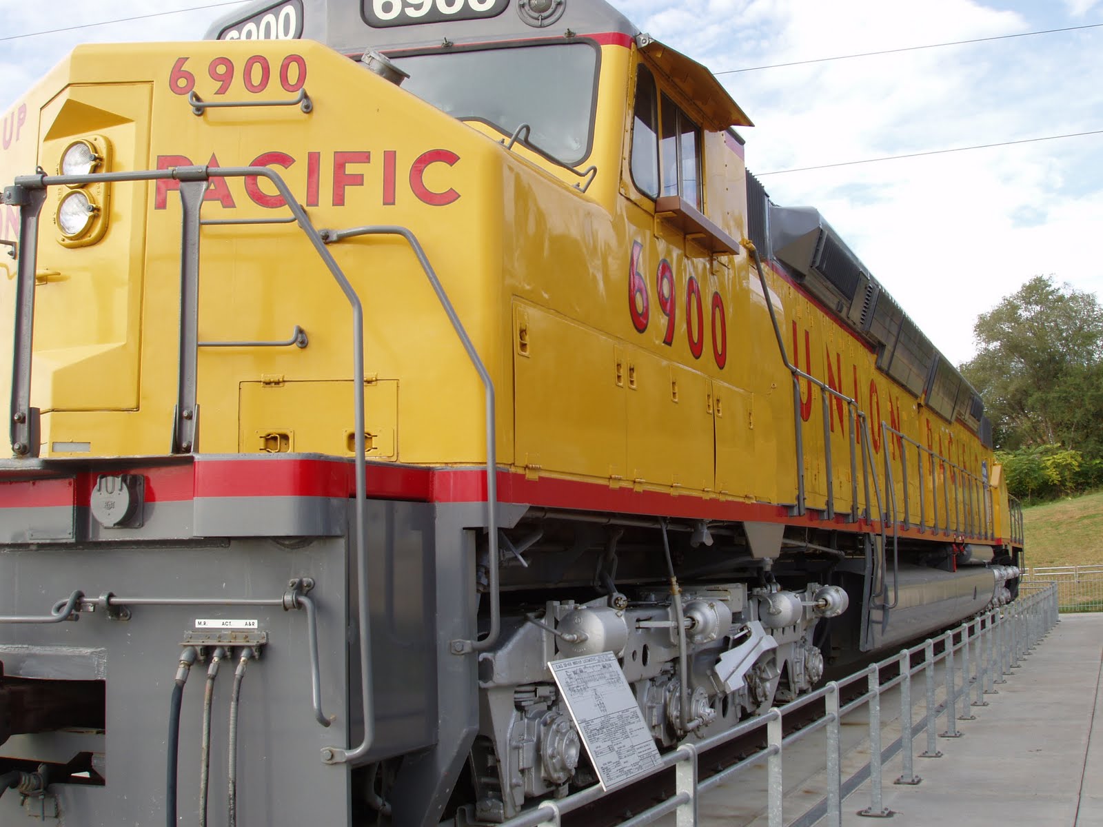 Популярні заставки і фони Union Pacific 6900 на комп'ютер