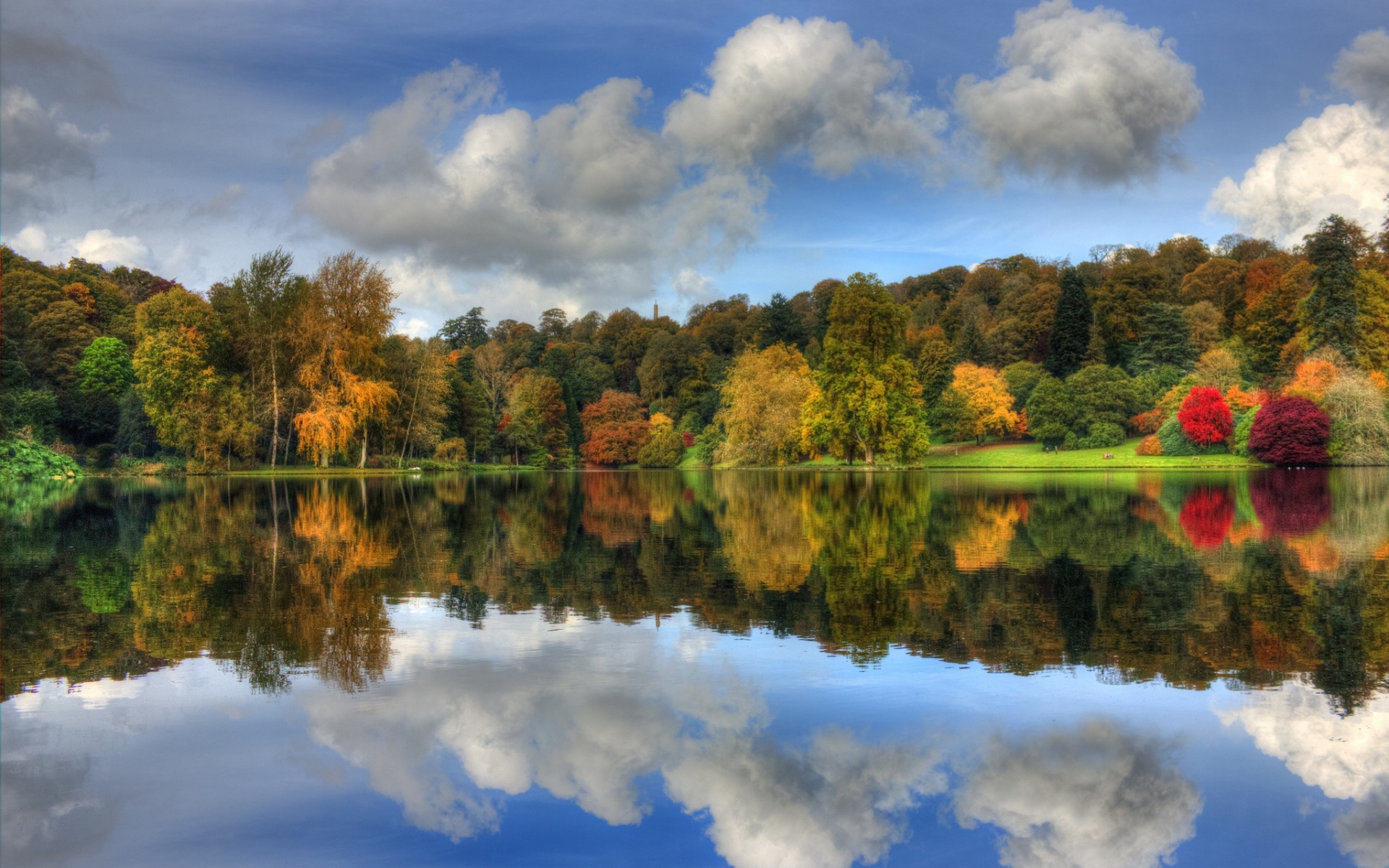 無料モバイル壁紙川, 木, 雲, 風景, 秋をダウンロードします。