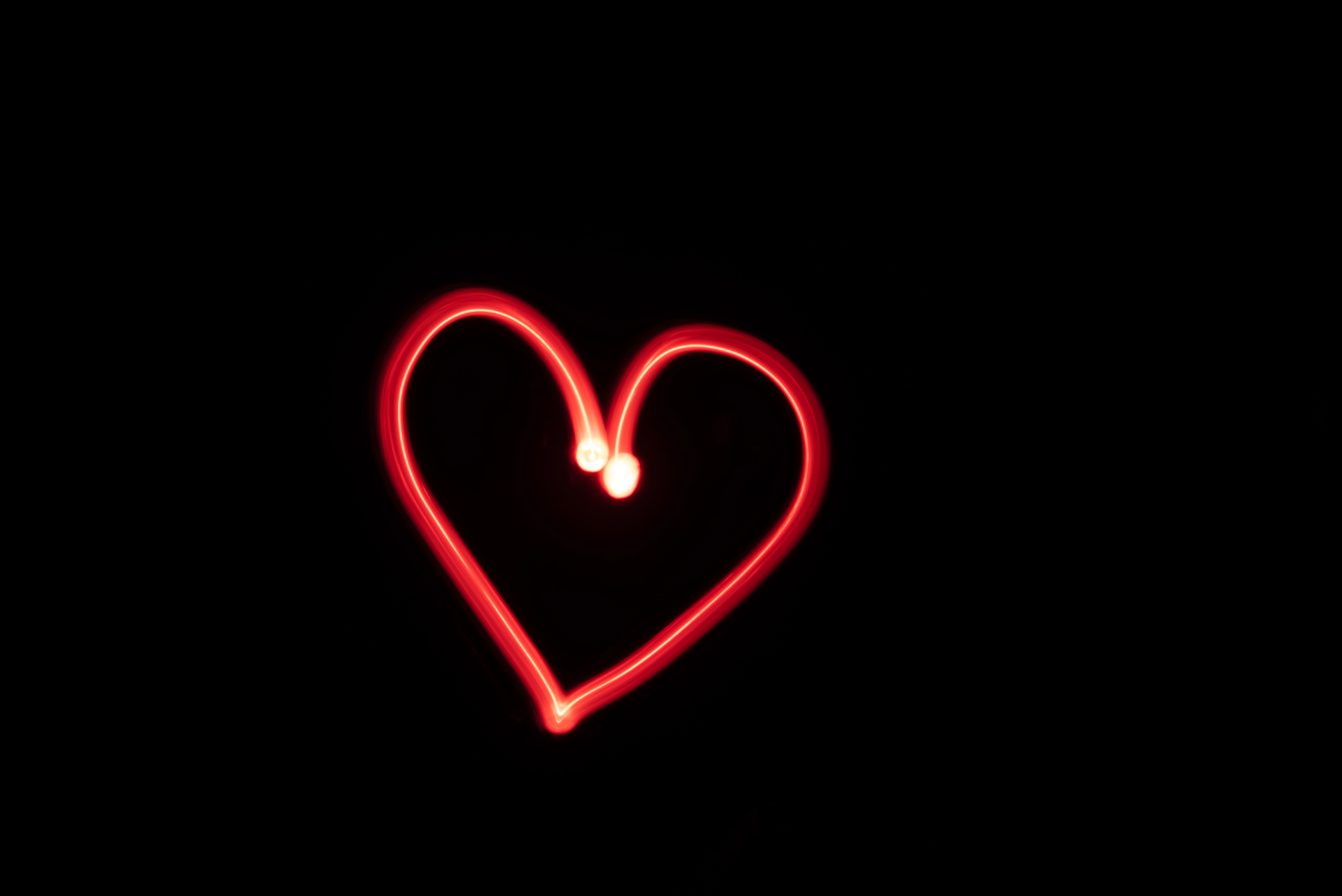 Скачать обои бесплатно Красный, Сердце, Любовь, Неон картинка на рабочий стол ПК