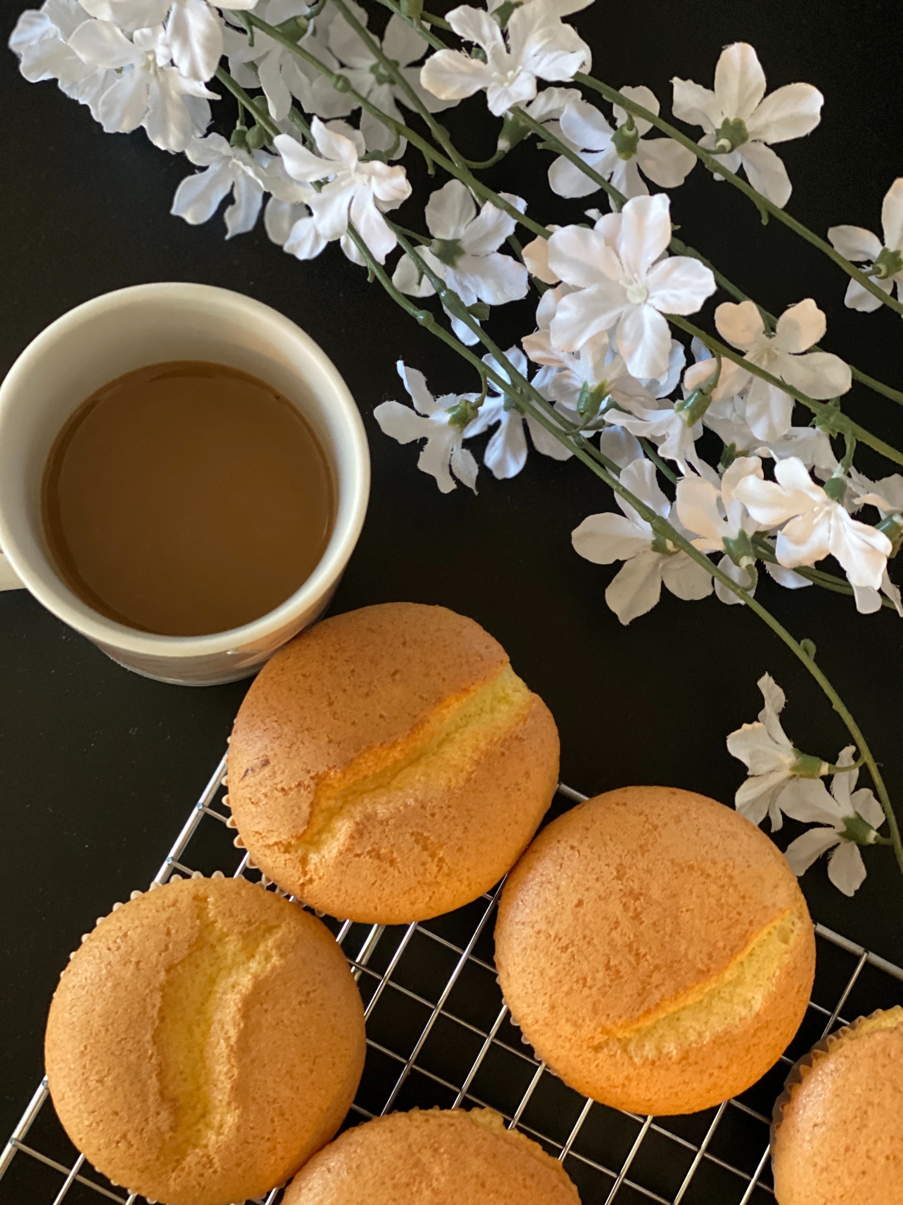 Download mobile wallpaper Flowers, Cup, Food, Cookies, Coffee for free.