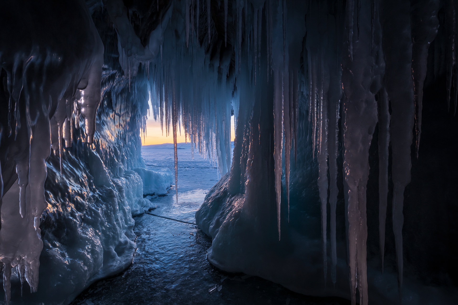 990703壁紙のダウンロード地球, 氷の洞窟, 洞窟, 氷, ロシア, 日没, 冬-スクリーンセーバーと写真を無料で