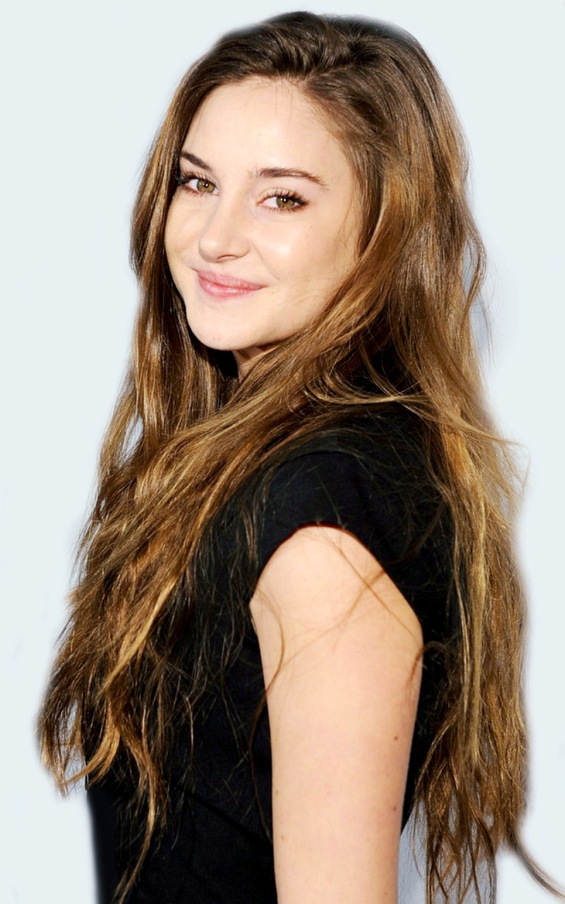 Download mobile wallpaper Brunette, American, Celebrity, Brown Eyes, Actress, Shailene Woodley for free.