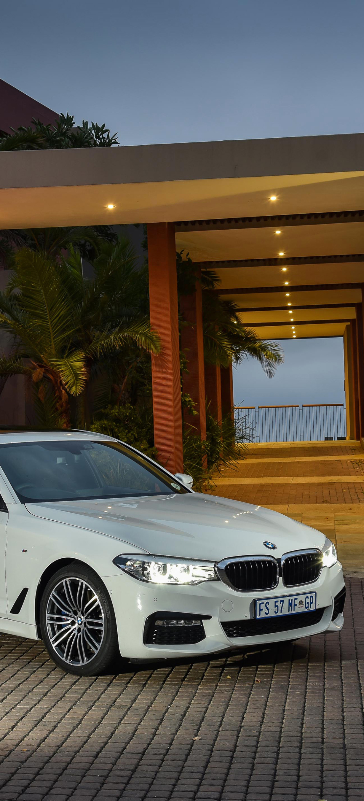 Download mobile wallpaper Bmw, Car, Bmw 5 Series, Vehicles, White Car for free.