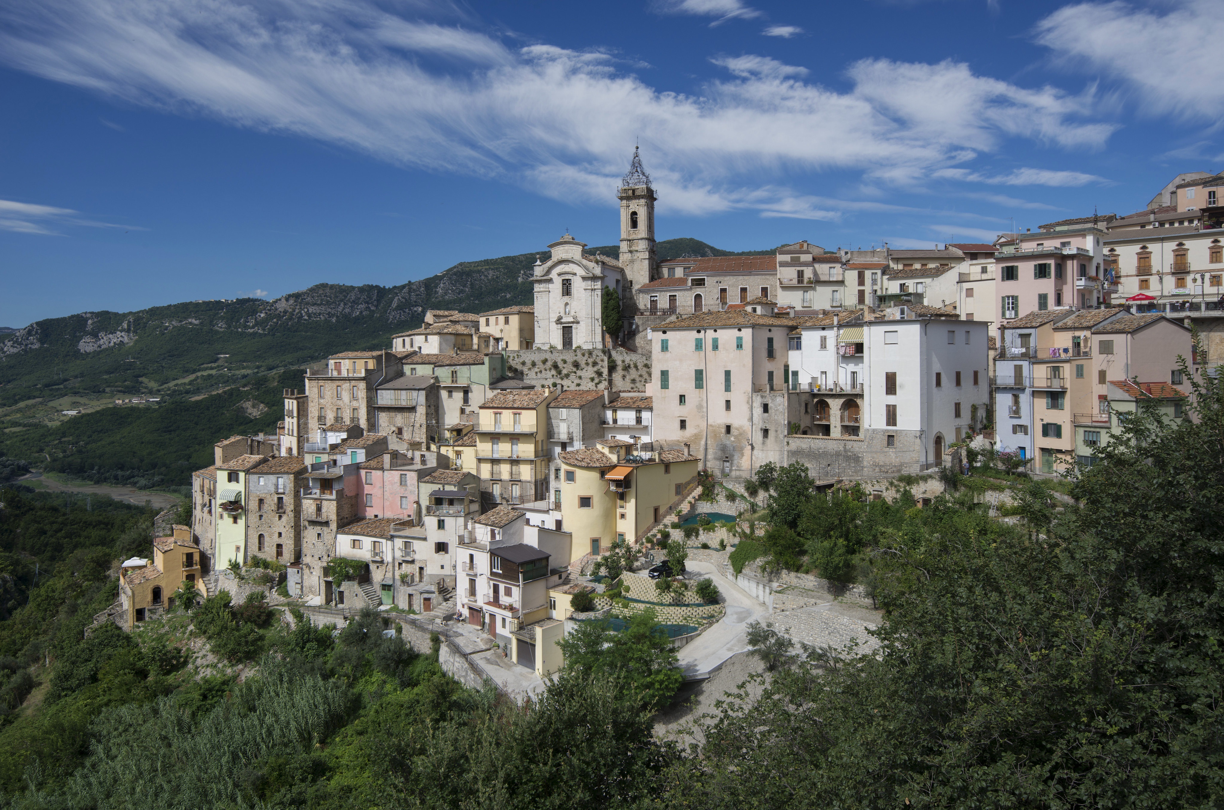 Téléchargez gratuitement l'image Italie, Ville, Bâtiment, Montagne, Maison, Construction Humaine, Les Villes sur le bureau de votre PC