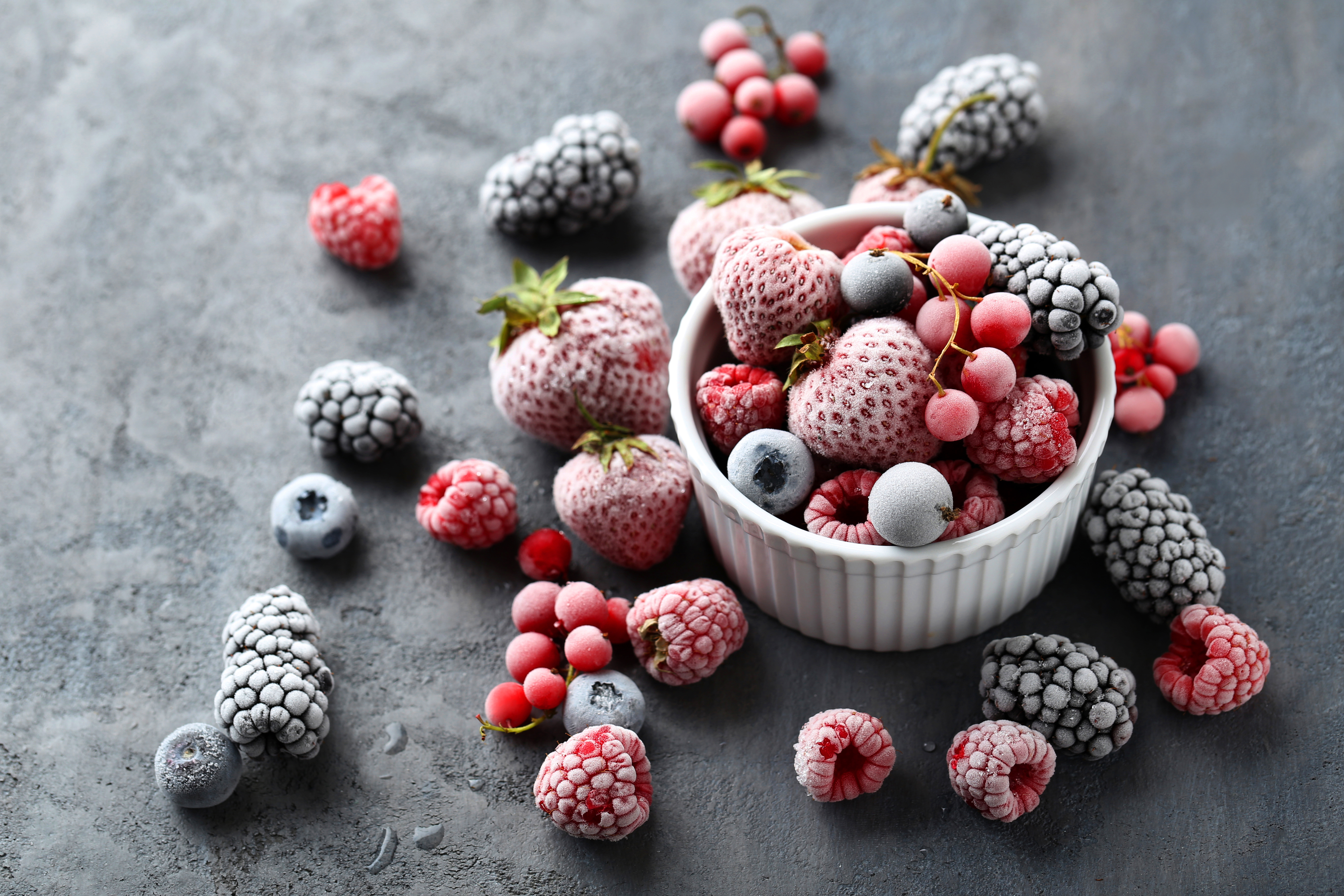 Laden Sie das Erdbeere, Himbeere, Brombeere, Frucht, Heidelbeere, Nahrungsmittel, Stillleben-Bild kostenlos auf Ihren PC-Desktop herunter