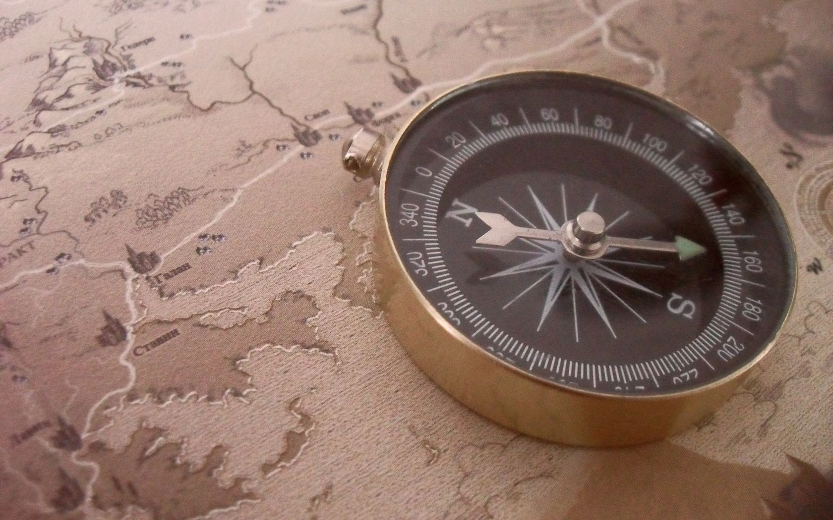 153713 скачать картинку компас, разное, путешествие, направление - обои и заставки бесплатно
