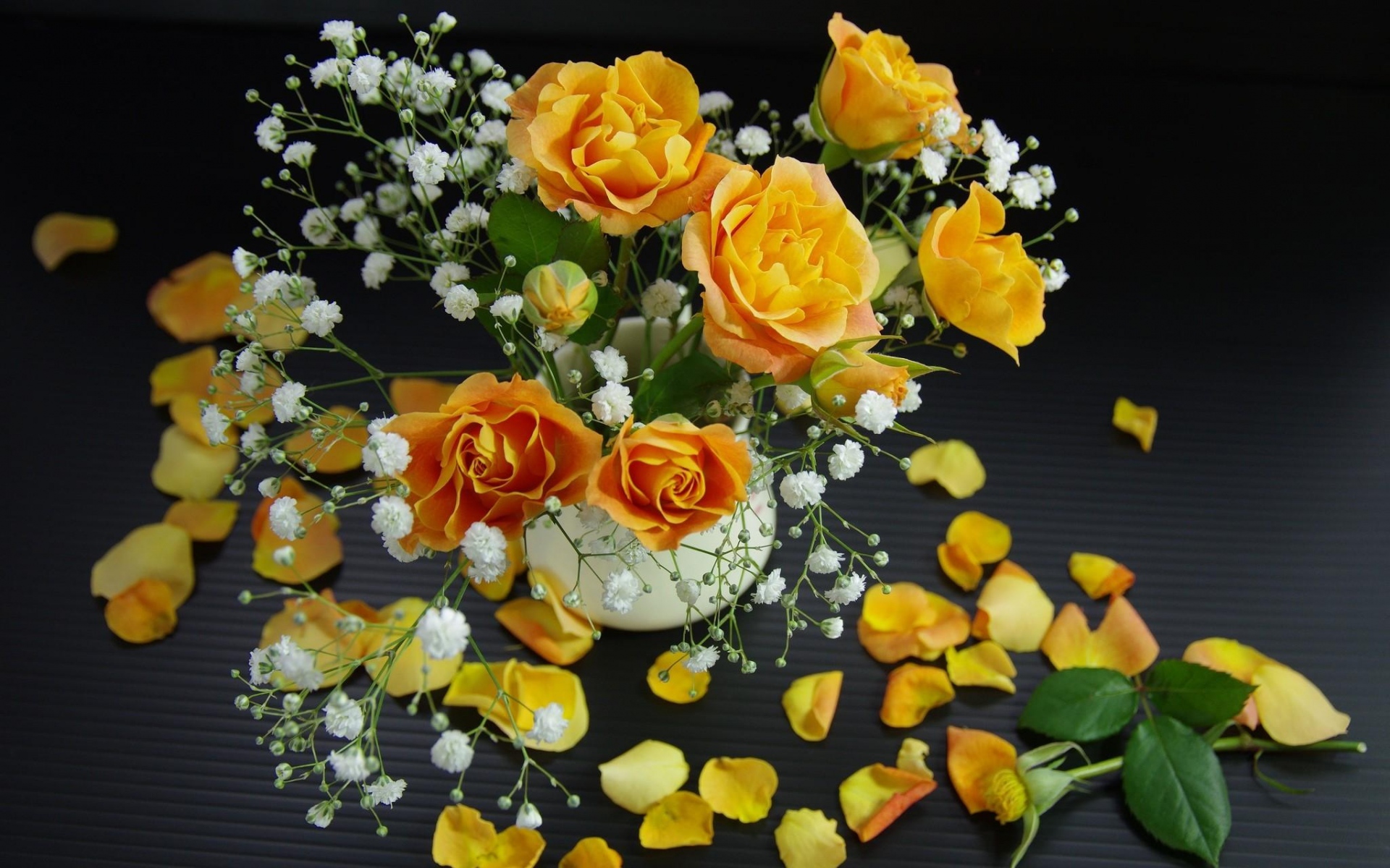 Téléchargez des papiers peints mobile Rose, Fleur, Bouquet, Une Rose Jaune, Construction Humaine gratuitement.