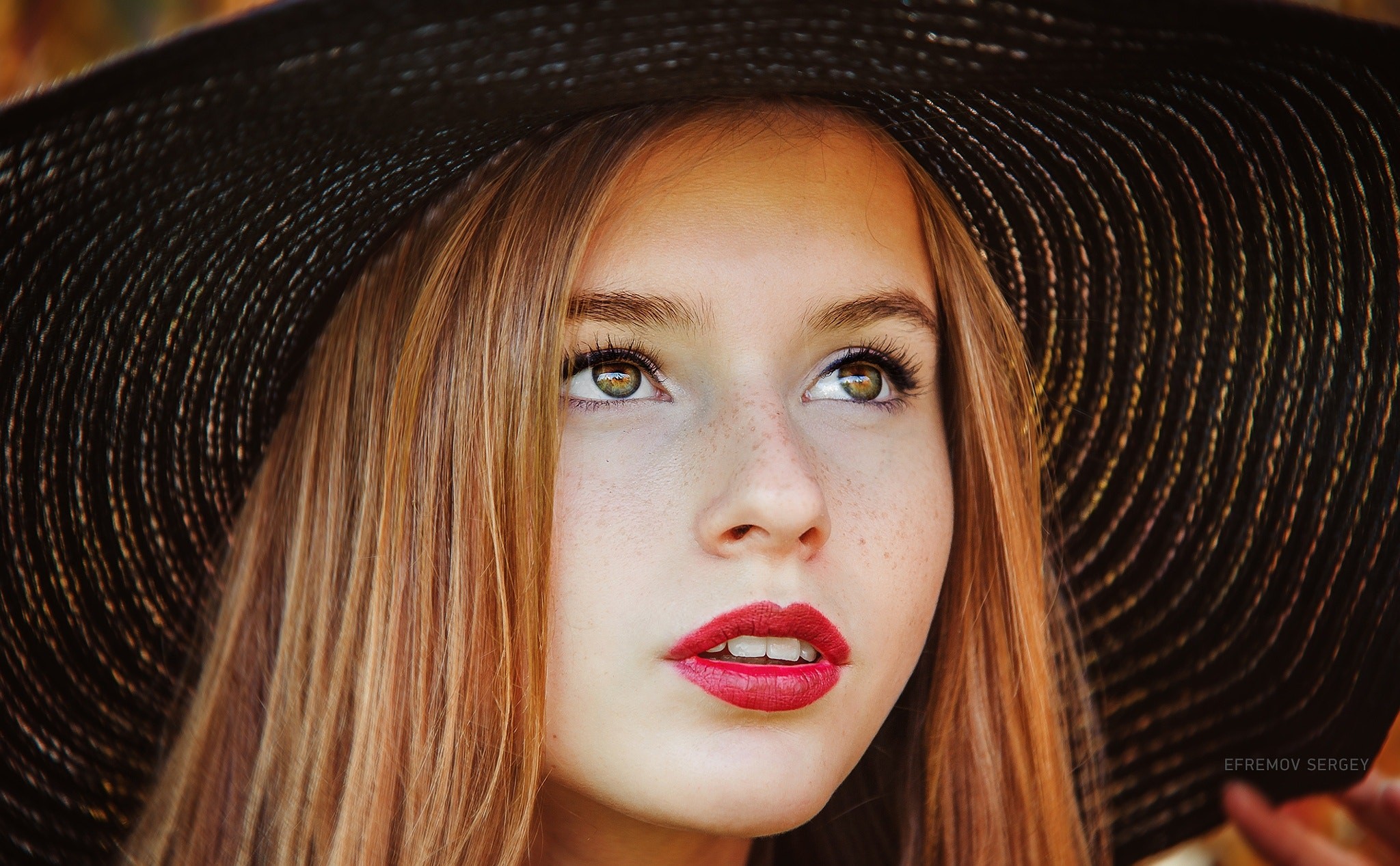PCデスクトップに赤毛, 帽子, 顔, モデル, 女性, 口紅, ヘーゼルアイズ画像を無料でダウンロード