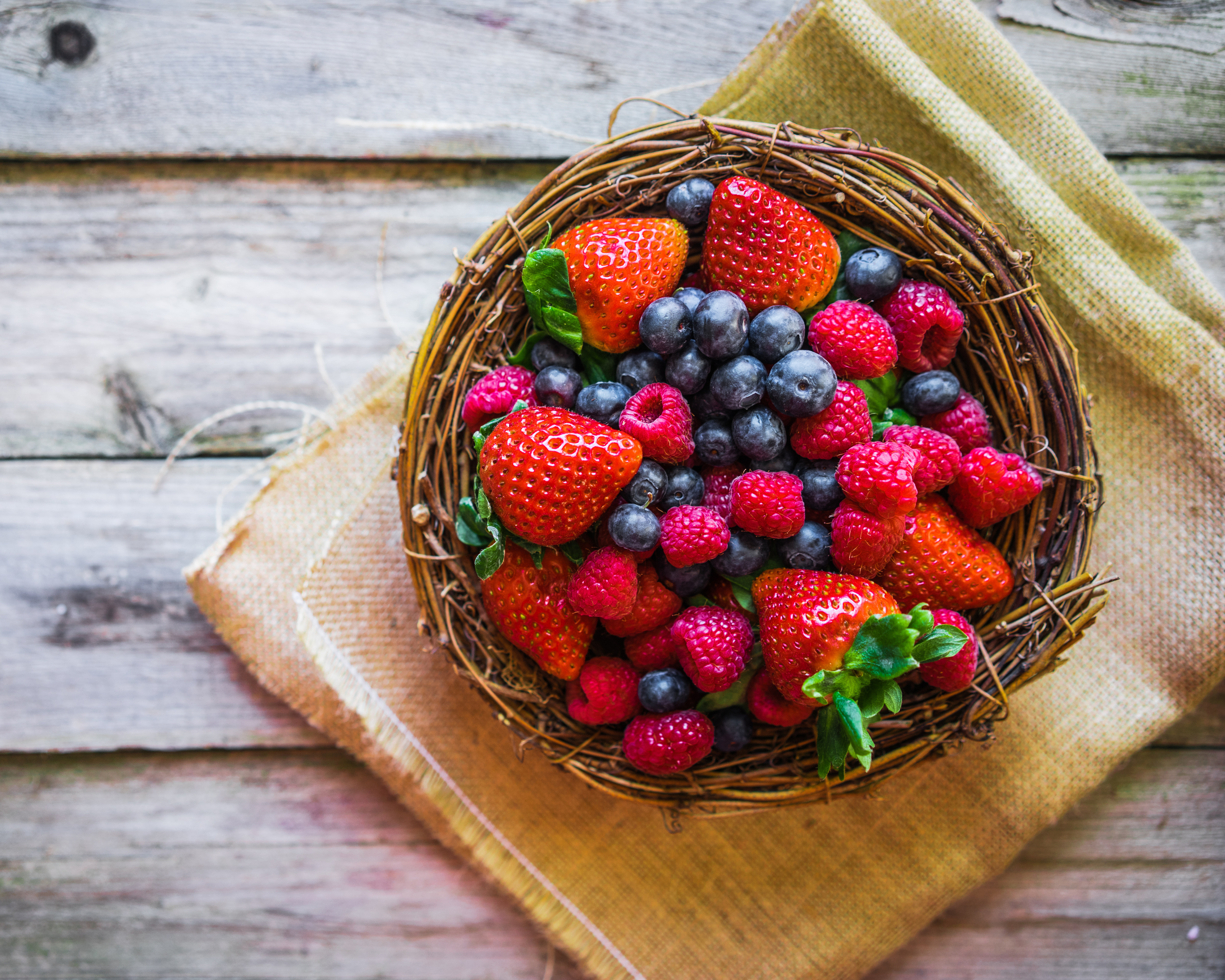 Download mobile wallpaper Food, Strawberry, Blueberry, Raspberry, Berry, Basket for free.