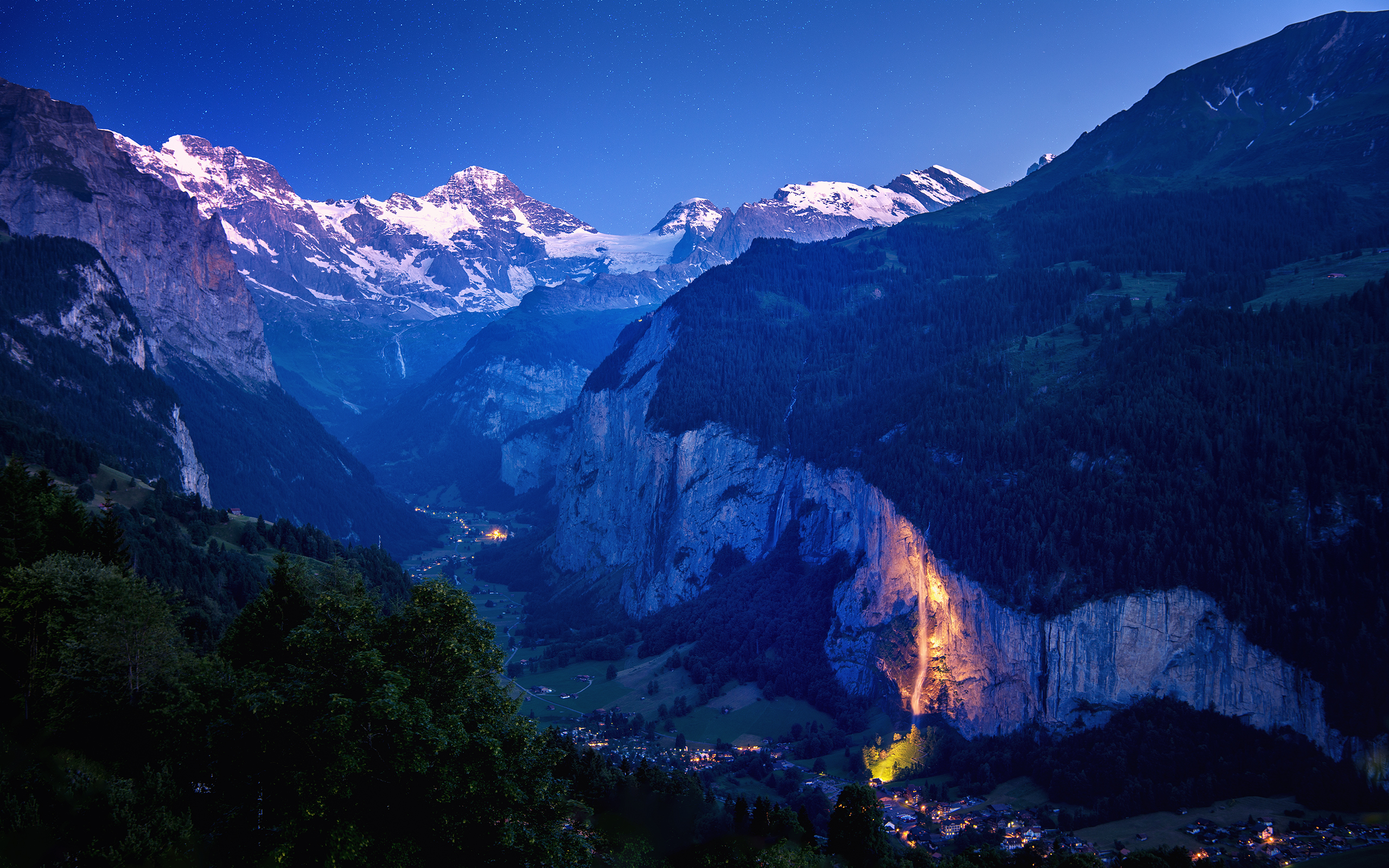 Скачать картинку Пейзаж, Ночь, Гора, Швейцария, Долина, Фотографии в телефон бесплатно.