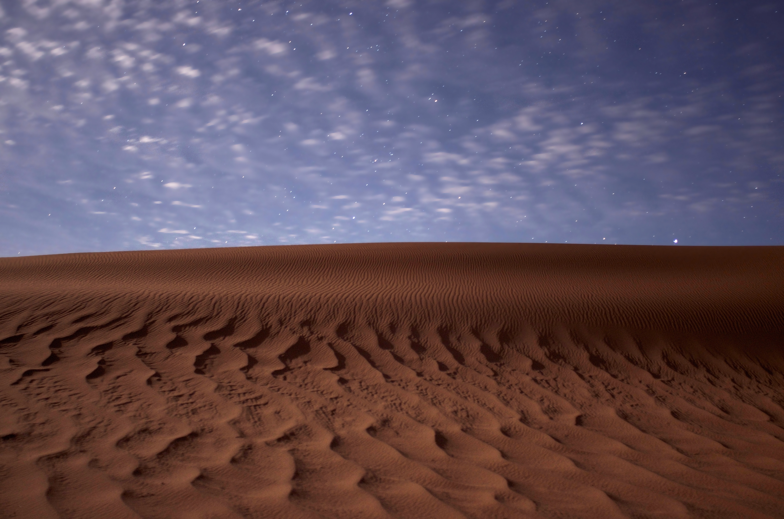 Download mobile wallpaper Landscape, Sky, Stars, Sand, Desert, Earth, Dune, Sahara, Africa, Algeria for free.