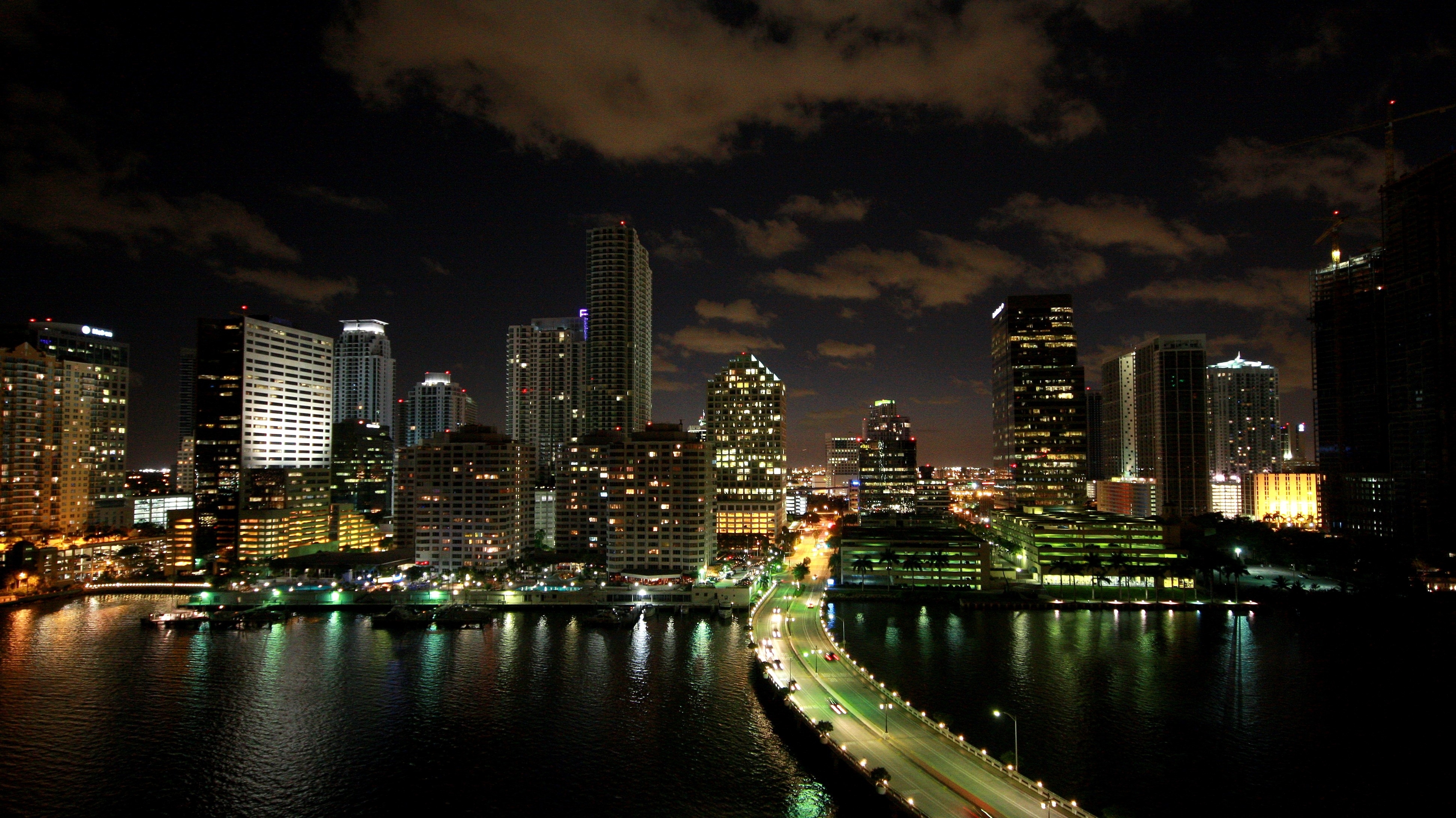 Handy-Wallpaper Miami, Städte, Menschengemacht kostenlos herunterladen.