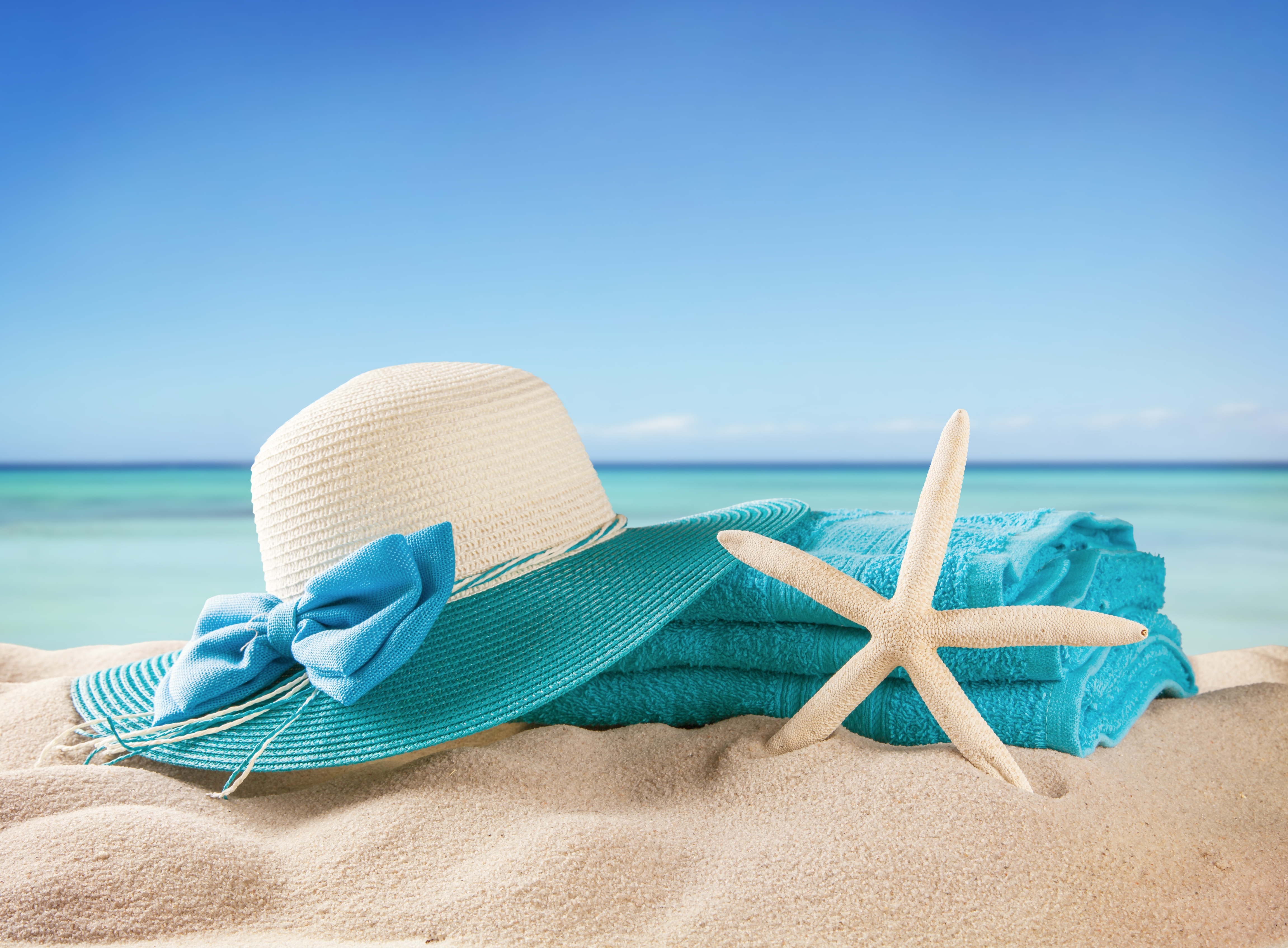 Download mobile wallpaper Holiday, Hat, Photography, Towel for free.