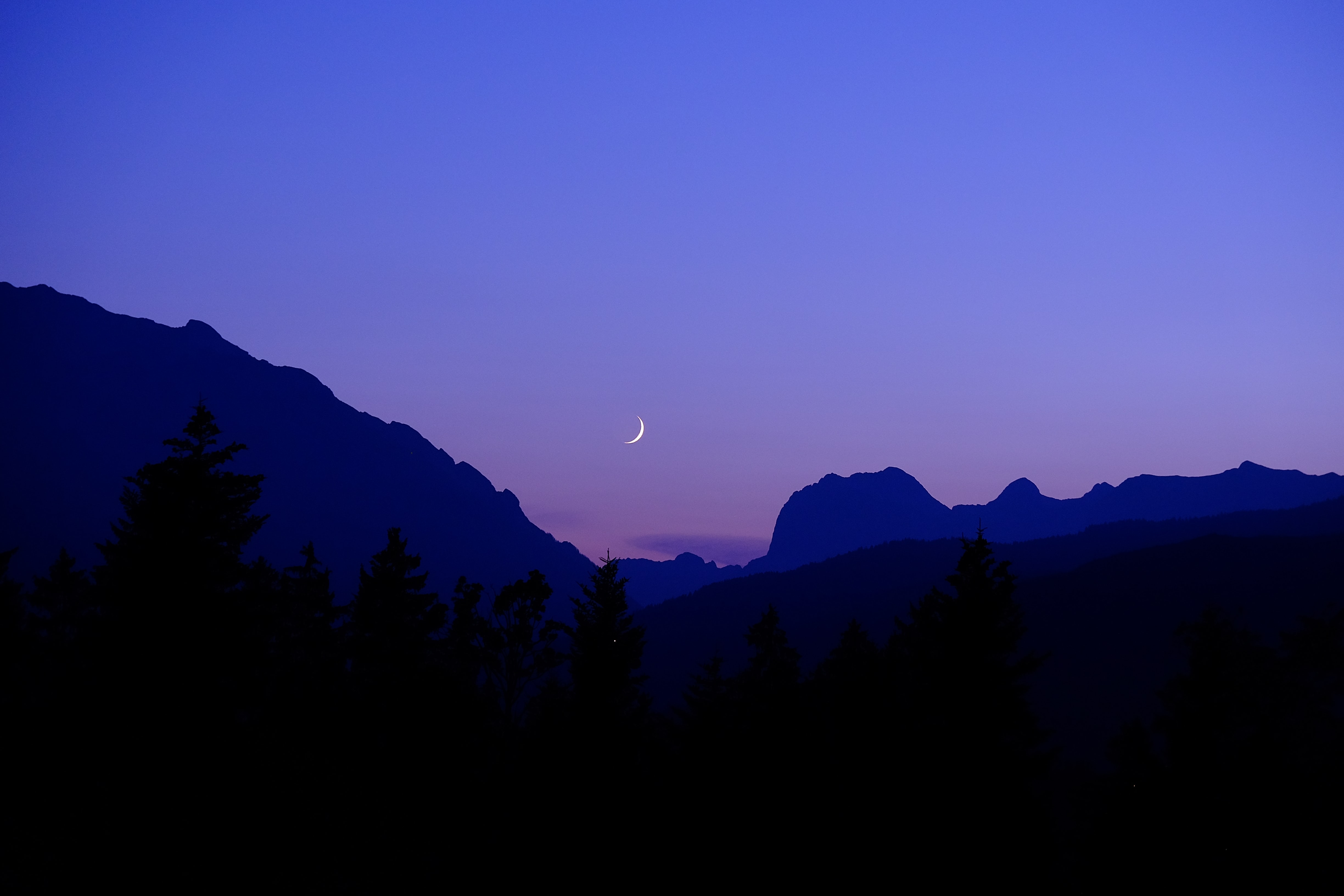Free download wallpaper Sky, Nature, Mountains, Silhouette, Night, Moon on your PC desktop