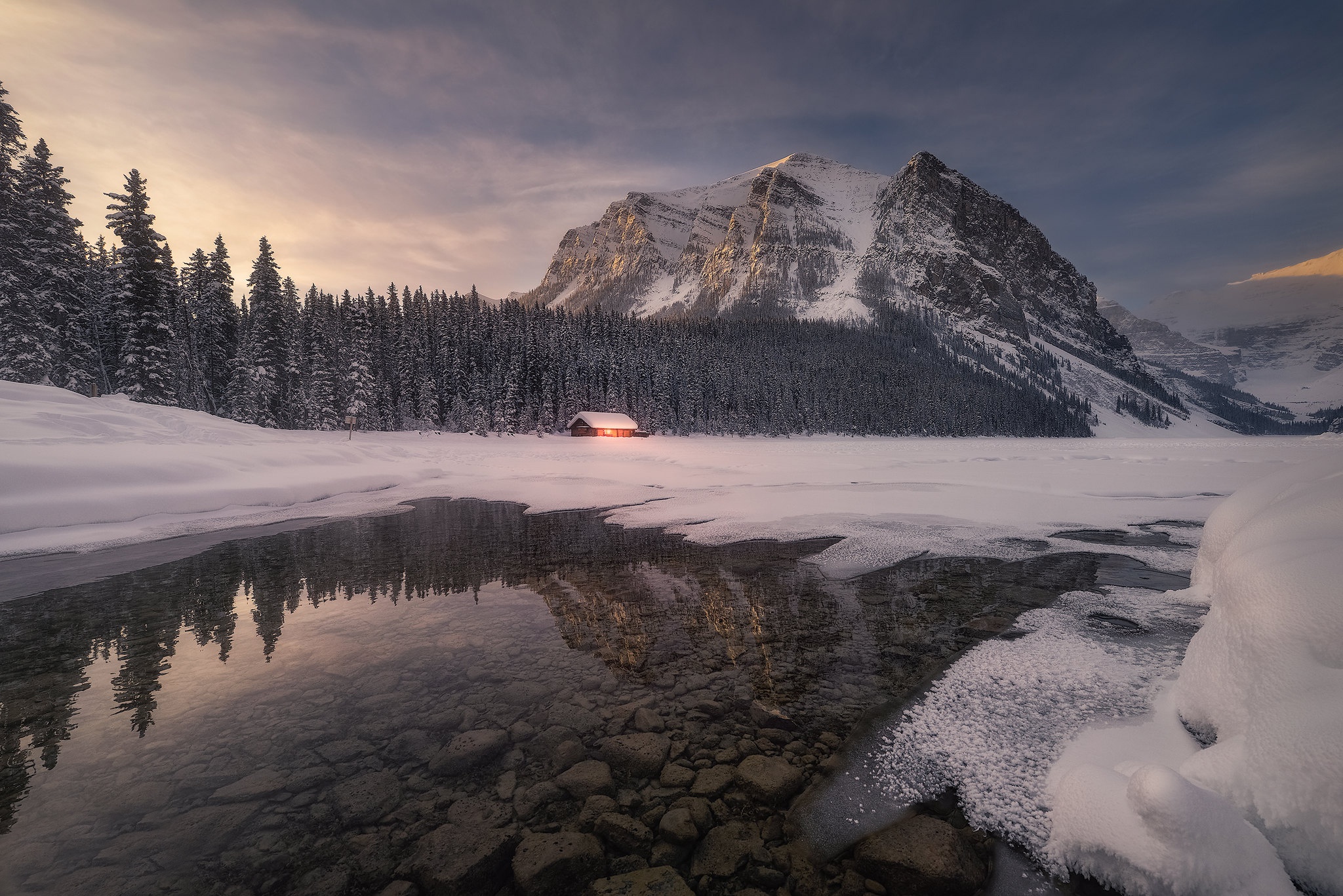Скачать картинку Зима, Канада, Фотографии, Альберта, Национальный Парк Банф, Канадские Скалистые Горы в телефон бесплатно.