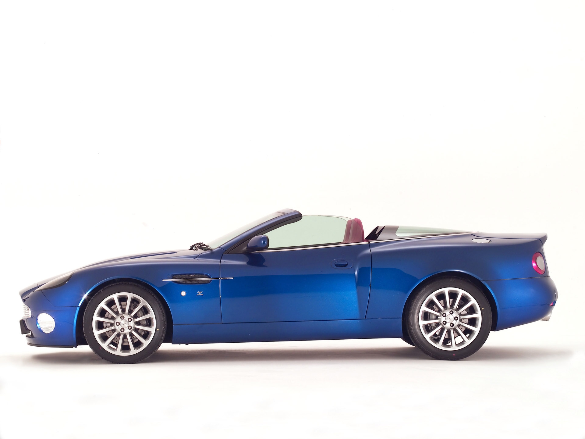 Cool Wallpapers aston martin, auto, cars, blue, side view, style, 2004, v12, vanquish
