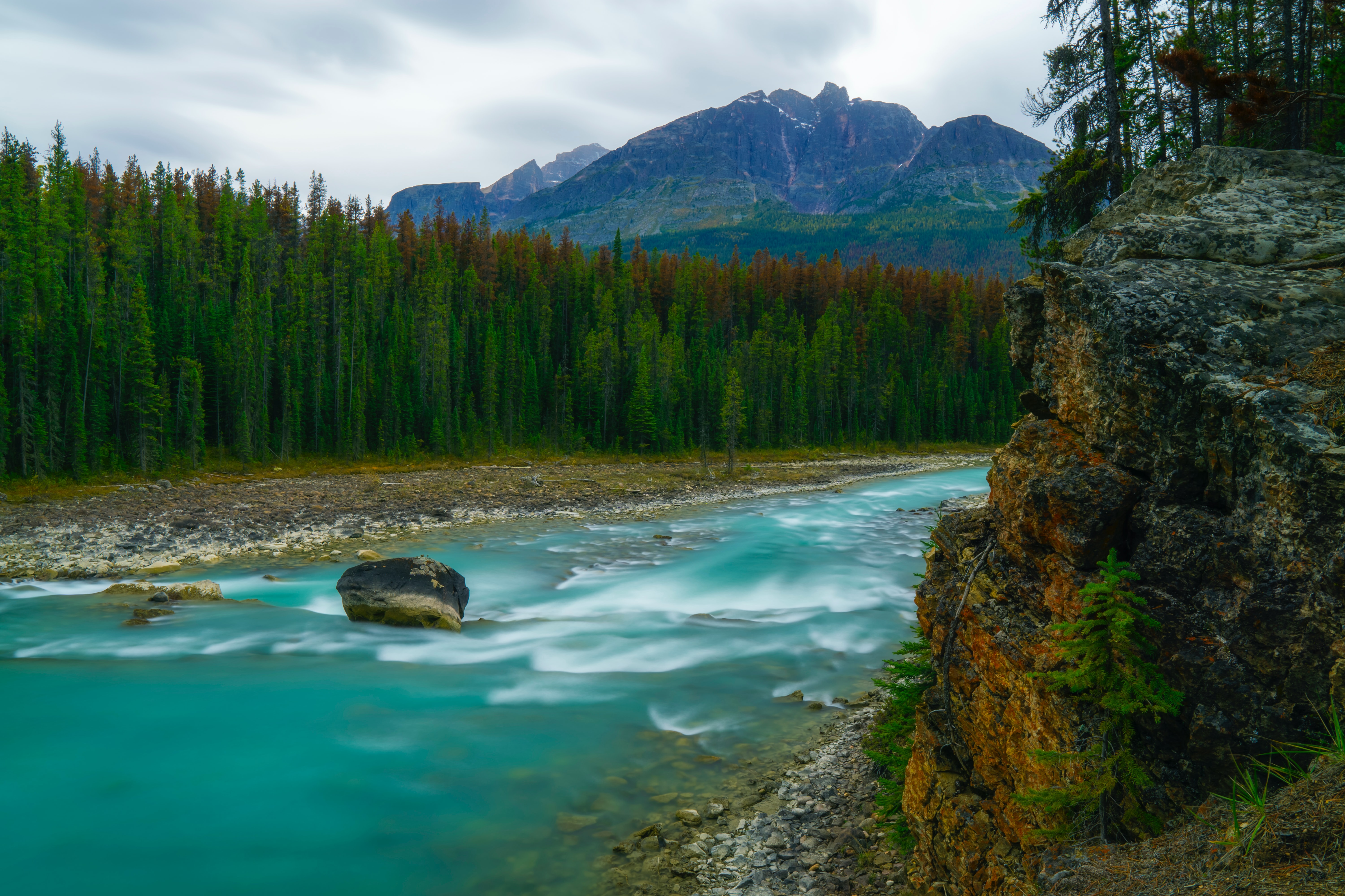 PCデスクトップに自然, 川, 木, 山脈, 岩, 風景画像を無料でダウンロード