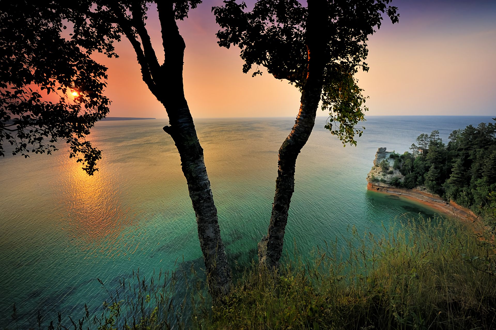 Free download wallpaper Sunset, Sea, Horizon, Tree, Ocean, Earth, Cove on your PC desktop