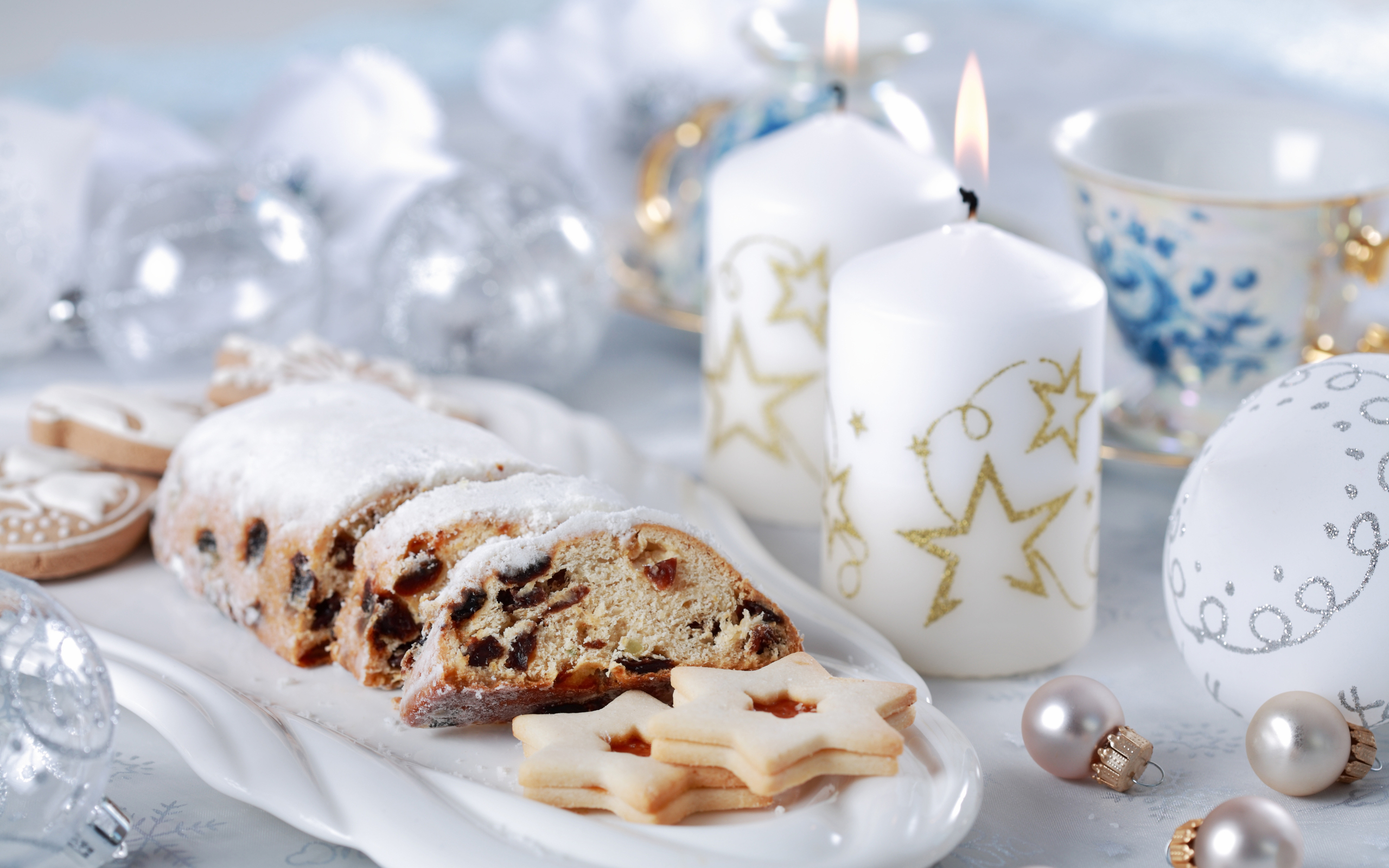 Download mobile wallpaper New Year, Cookie, Cake, Holiday for free.