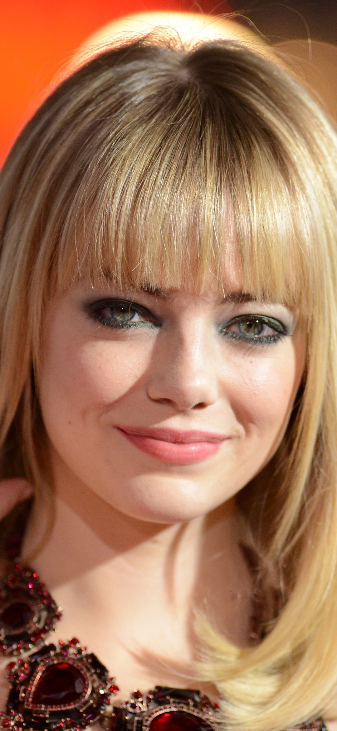 Download mobile wallpaper Emma Stone, Blonde, Face, American, Celebrity, Actress for free.