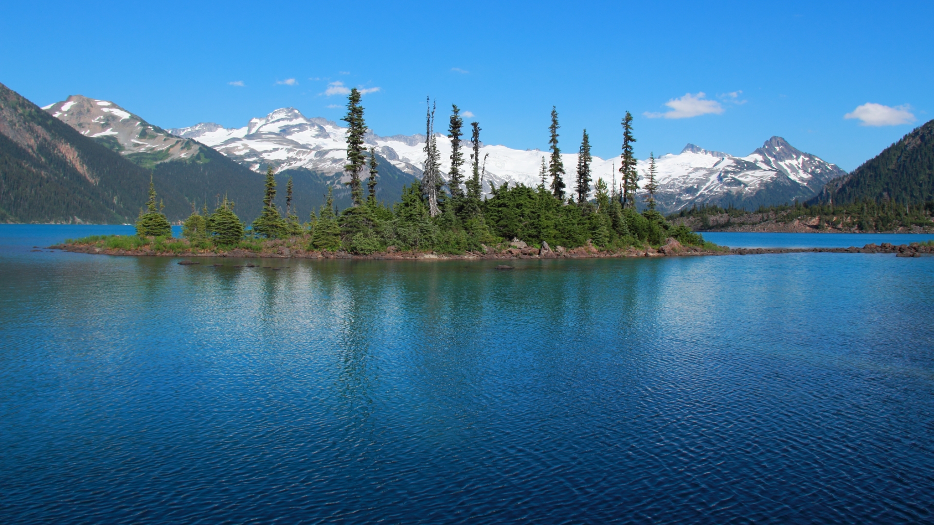 Скачать картинку Озеро Гарибальди, Озера, Земля/природа в телефон бесплатно.