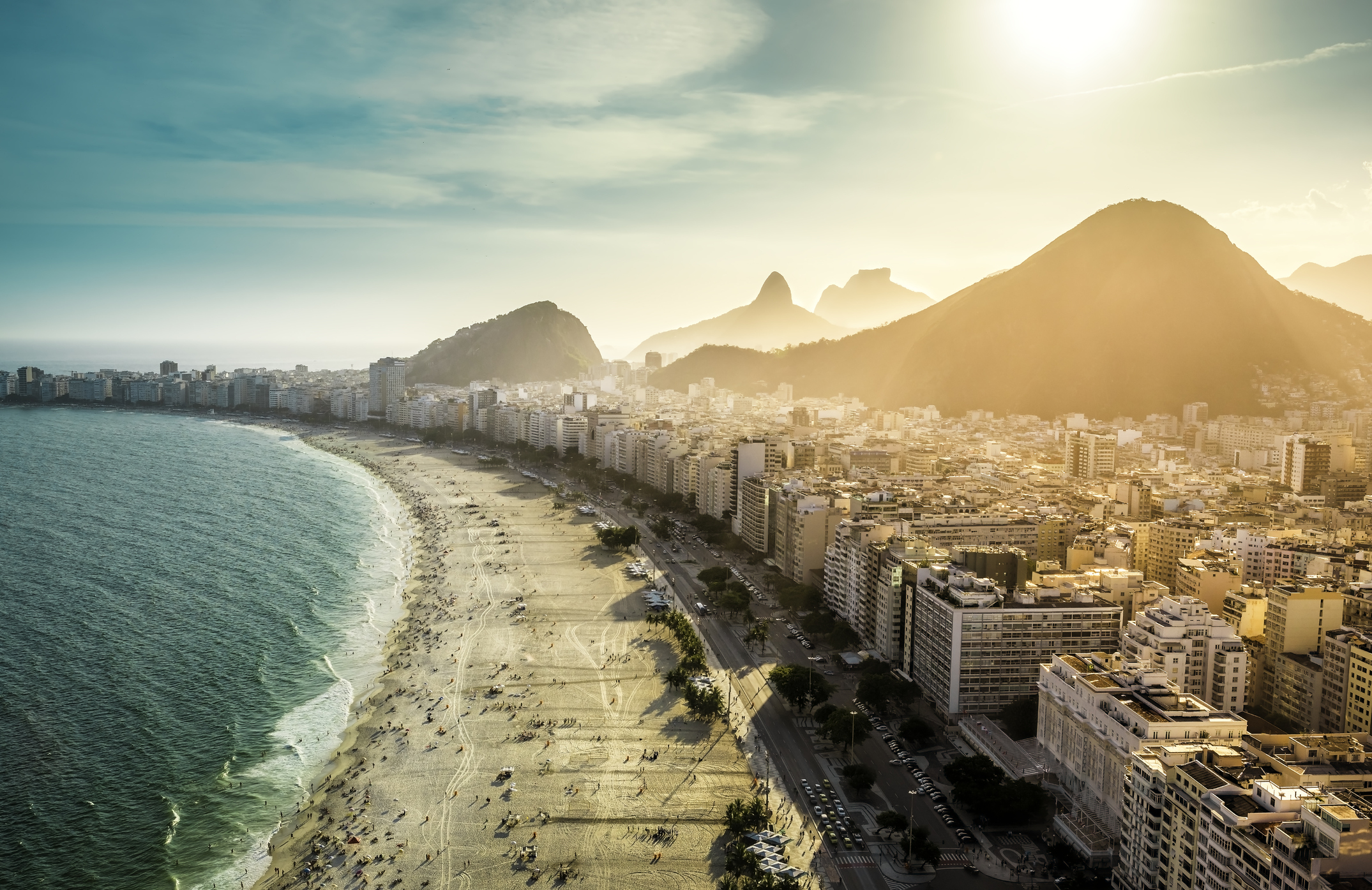 Скачать картинку Города, Пляж, Городской Пейзаж, Рио Де Жанейро, Бразилия, Сделано Человеком в телефон бесплатно.