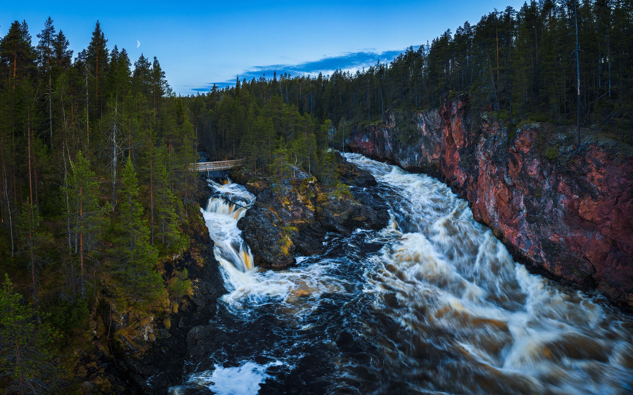 Handy-Wallpaper Landschaft, Natur, Wald, Fluss, Fotografie kostenlos herunterladen.