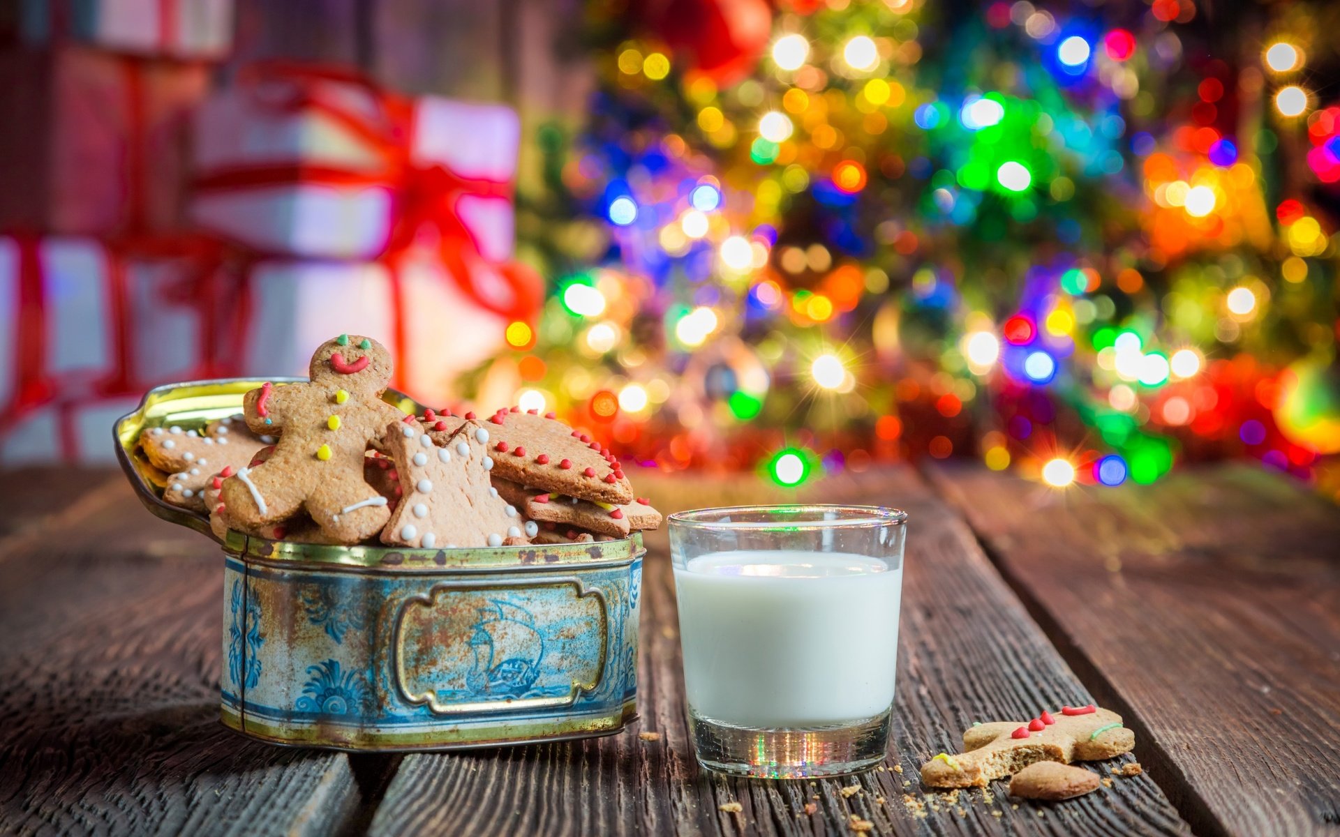 Laden Sie das Weihnachten, Bokeh, Milch, Nahrungsmittel, Plätzchen, Weihnachtsbeleuchtung-Bild kostenlos auf Ihren PC-Desktop herunter