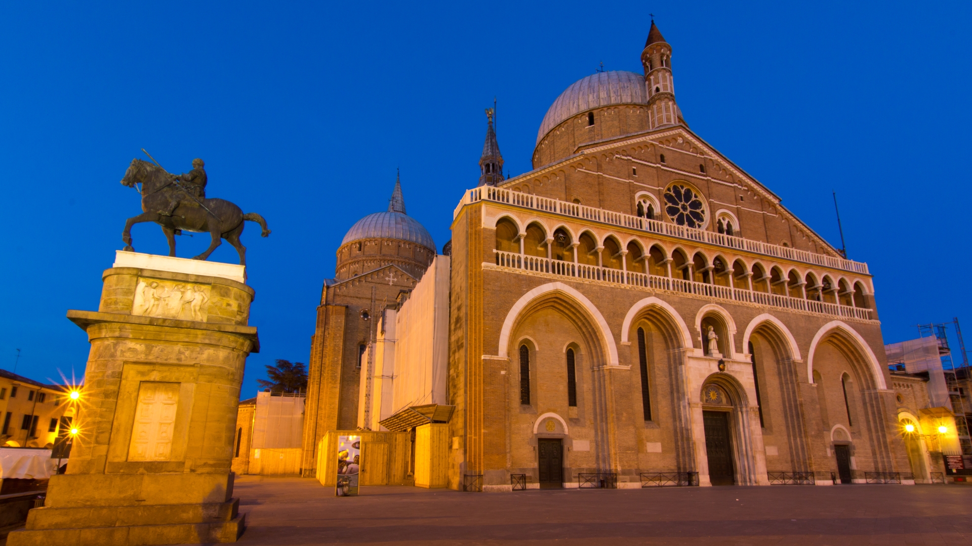 Die besten Basilika Des Heiligen Antonius Von Padua-Hintergründe für den Telefonbildschirm